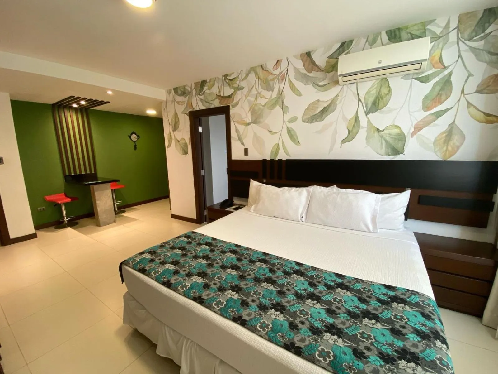 Bedroom, Bed in Mai Suites Apart Hotel