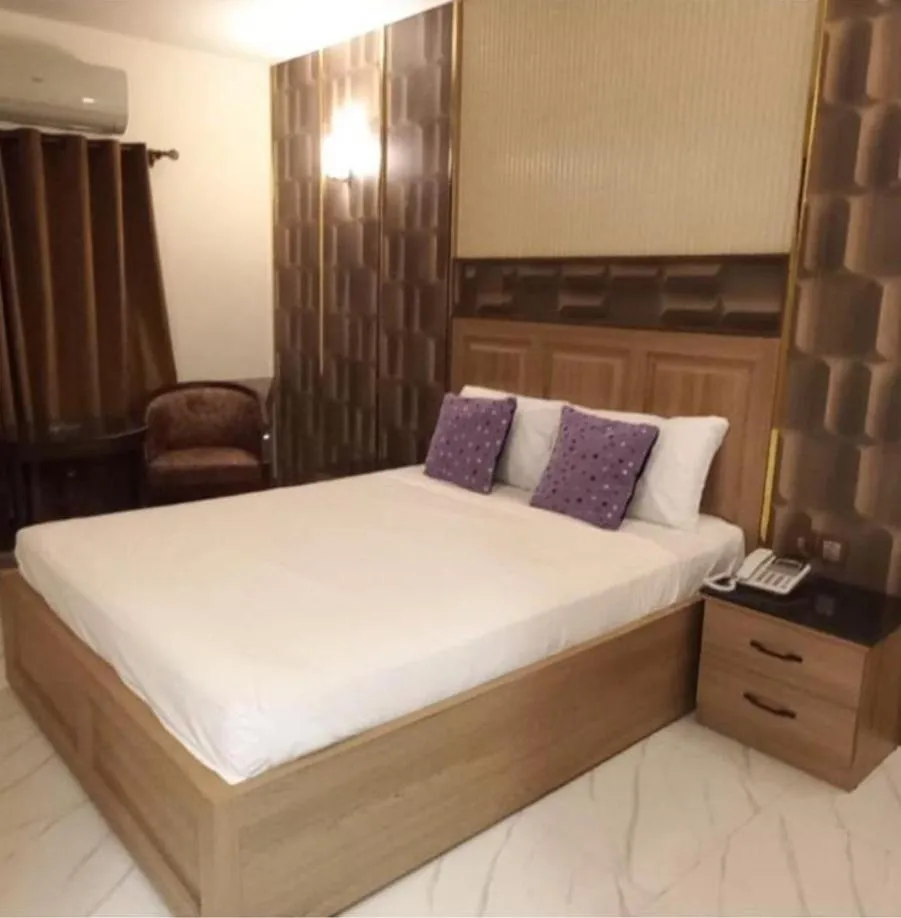 City view, Bed in Hotel Sarawan