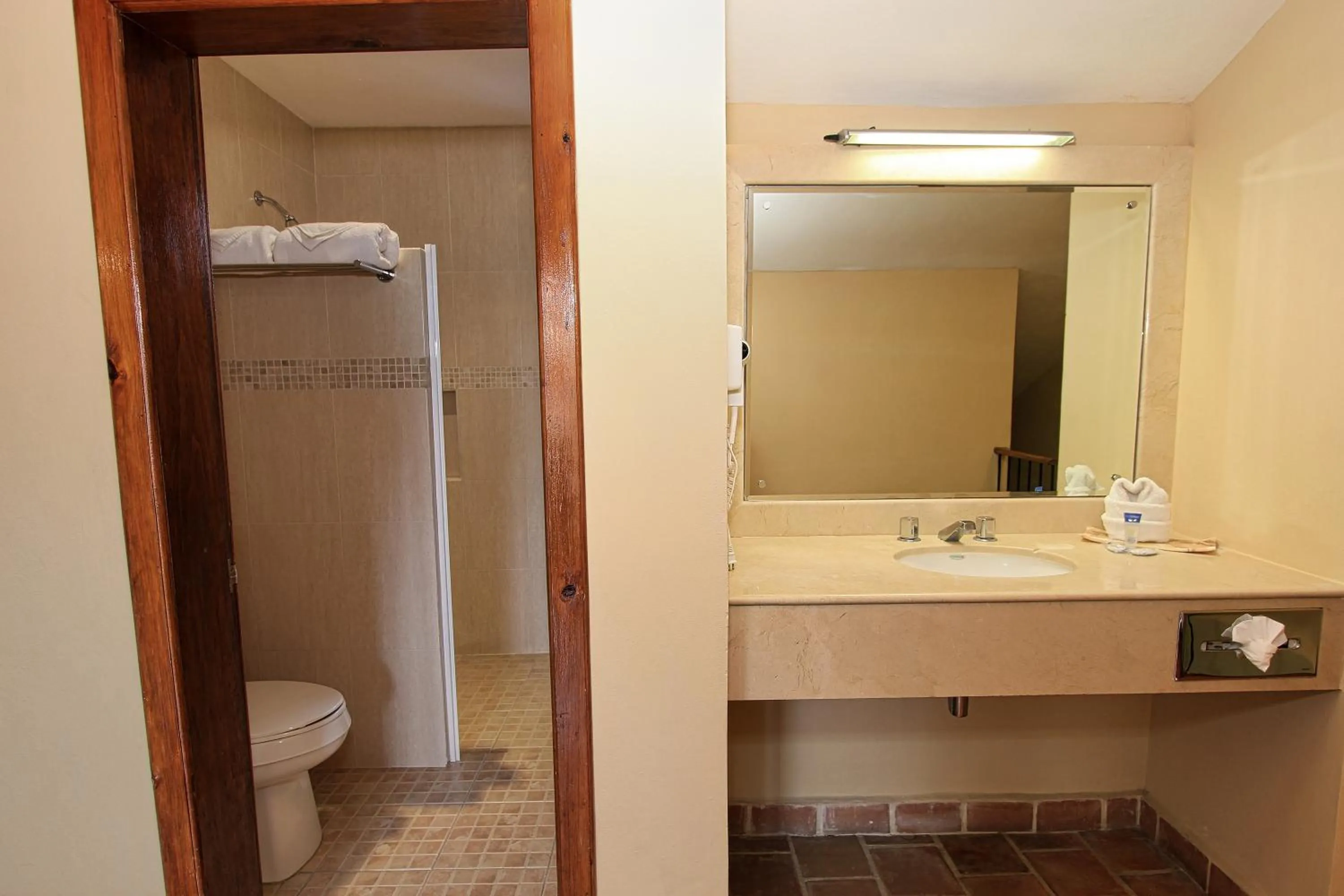 Bathroom in Hotel San Marcos