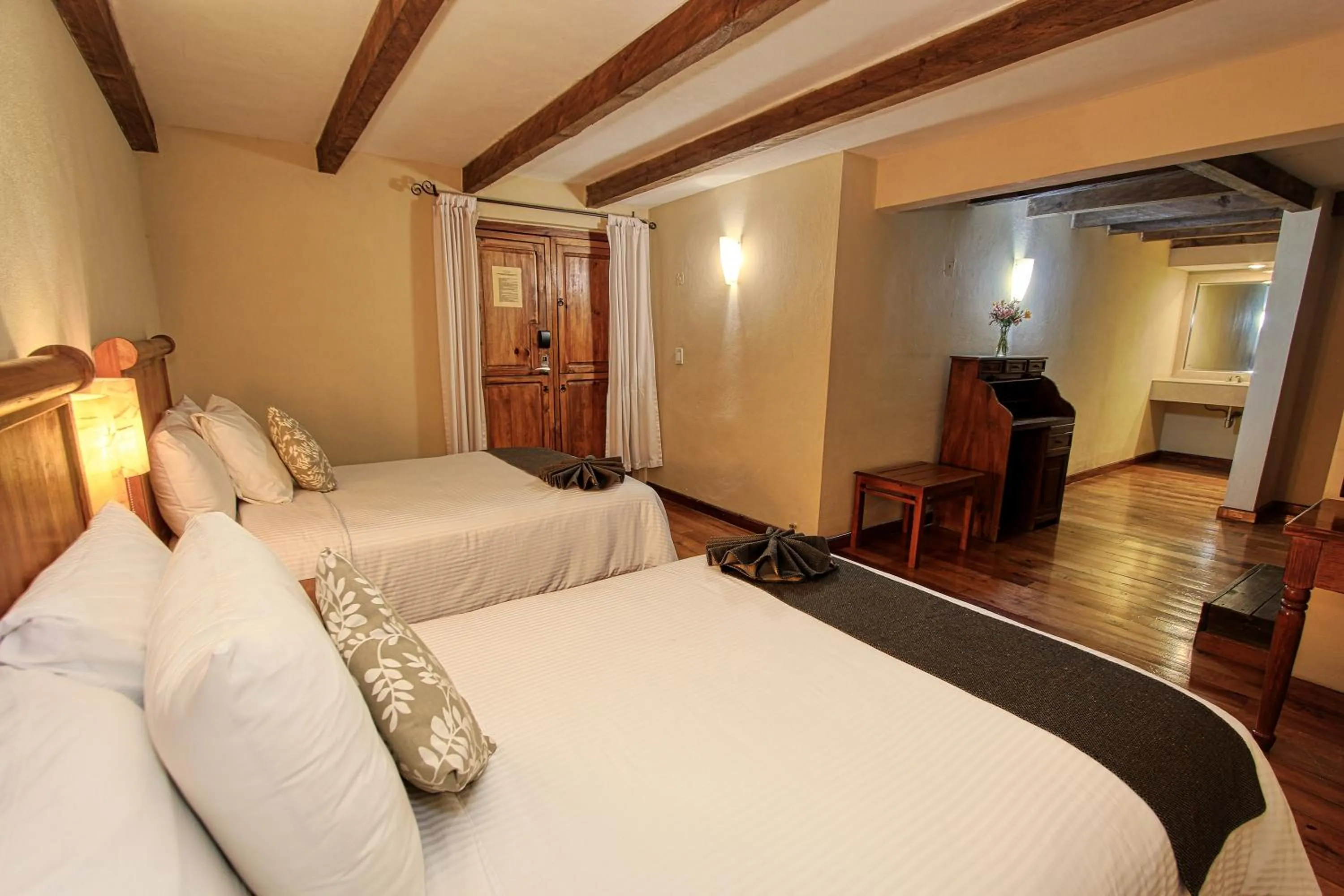 Bedroom, Bed in Hotel San Marcos