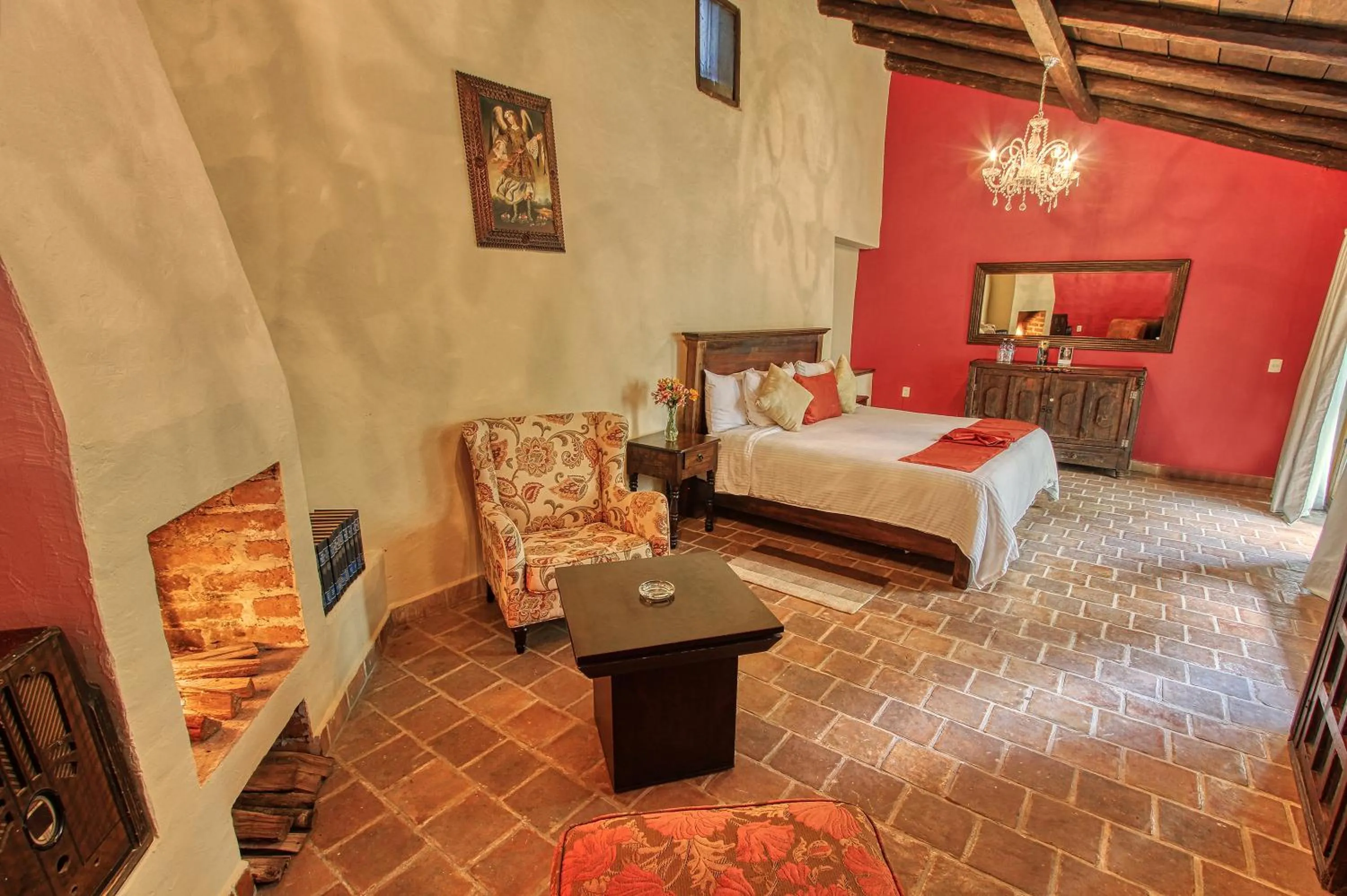 Bedroom, Bed in Hotel San Marcos