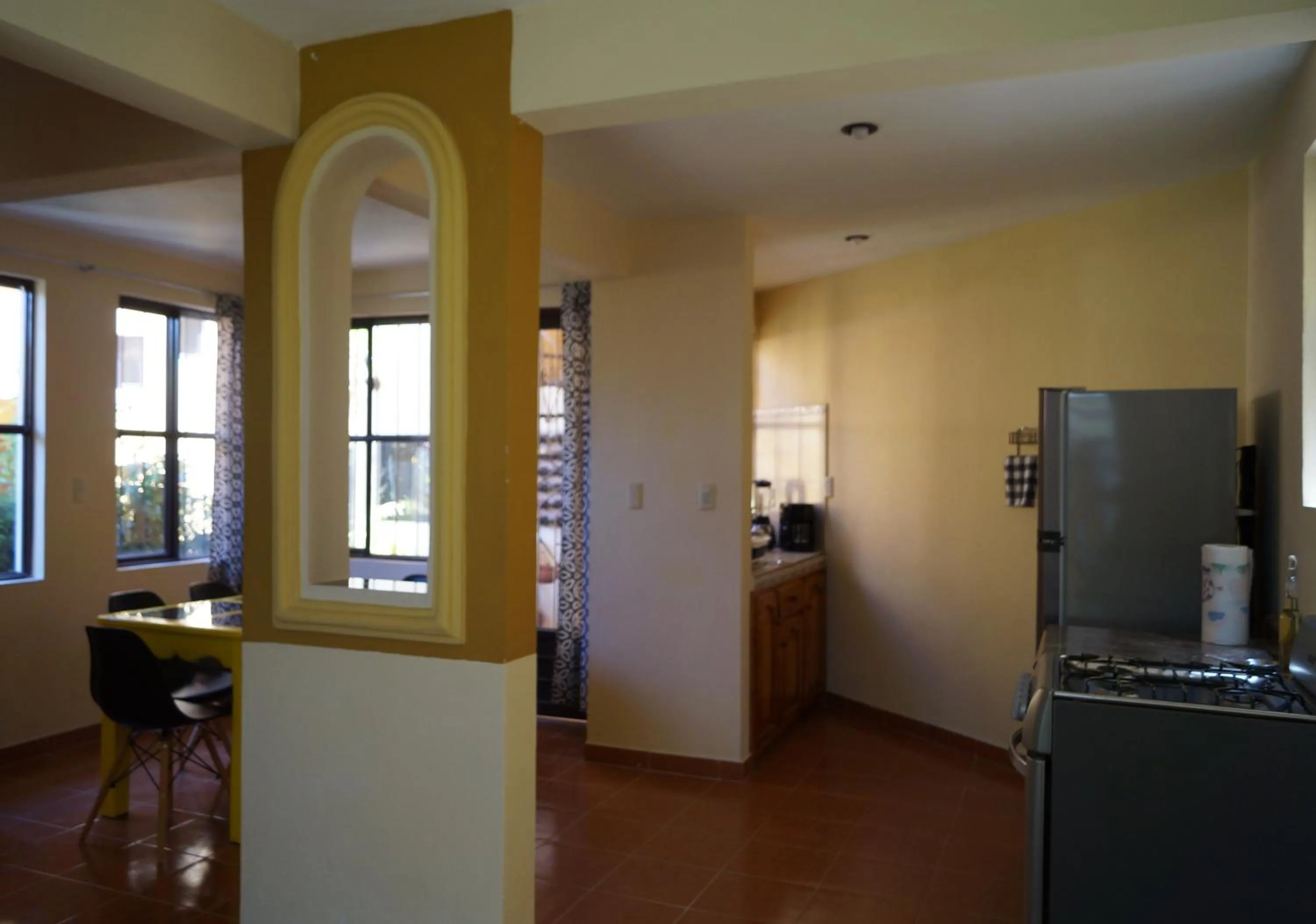 Kitchen or kitchenette in J&K Suite