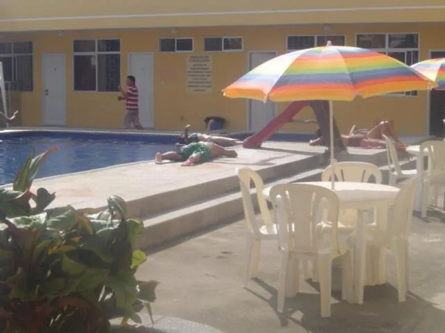 HOTEL SUNSHINE AIRE ACND y WIFI ZONE