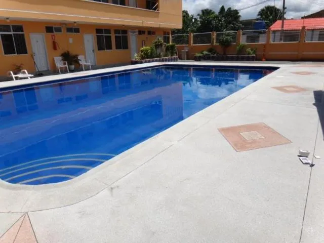 HOTEL SUNSHINE AIRE ACND y WIFI ZONE
