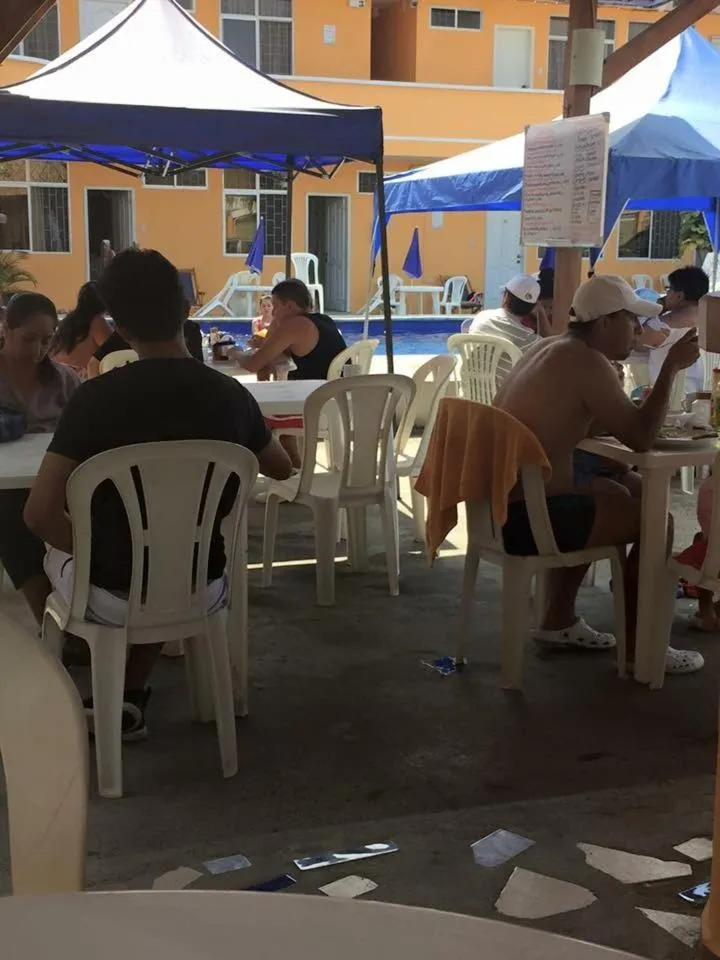 HOTEL SUNSHINE AIRE ACND y WIFI ZONE
