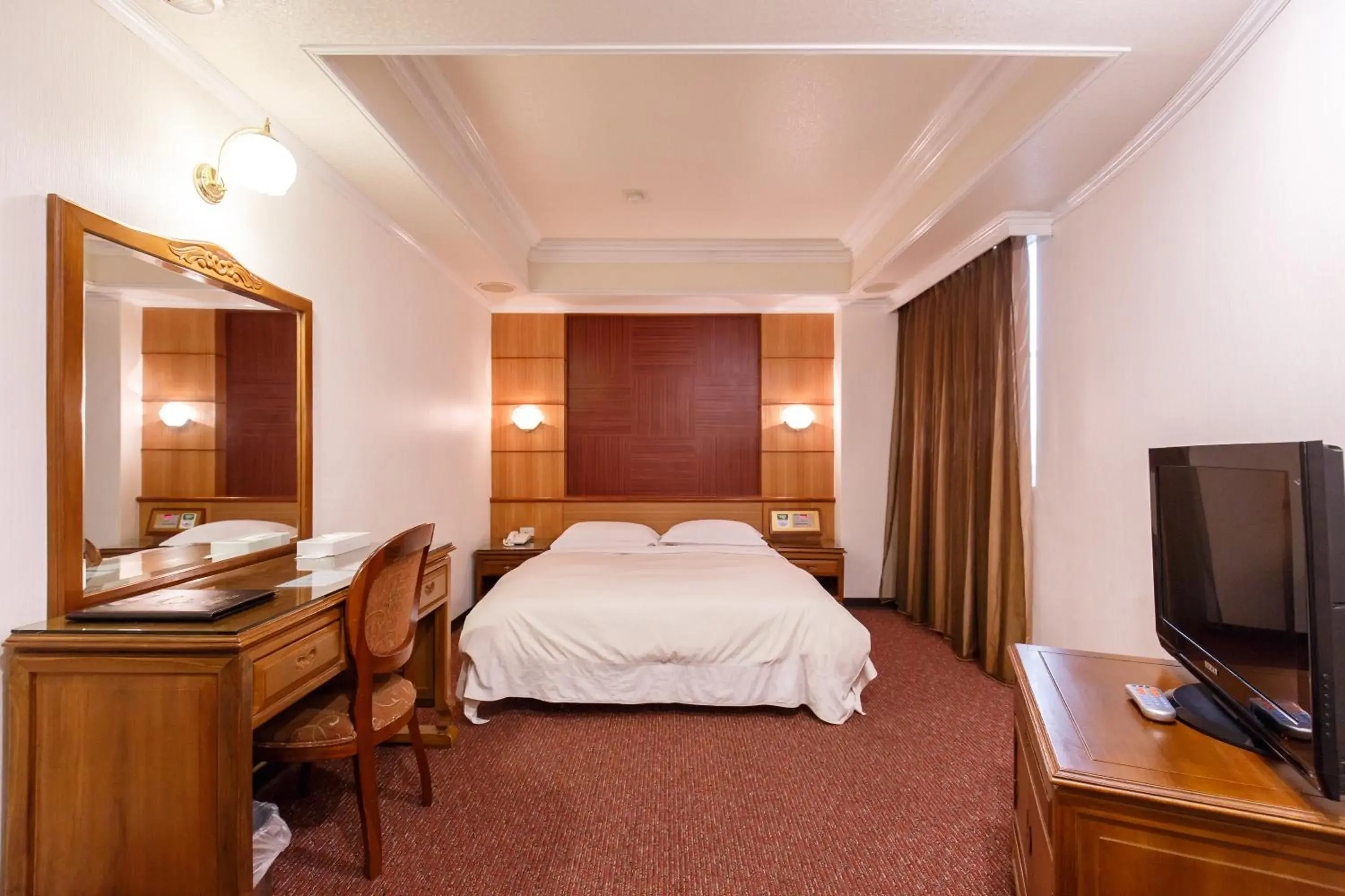 Bedroom, Bed in Champion Hotel Bedroom, Bed in Champion Hotel