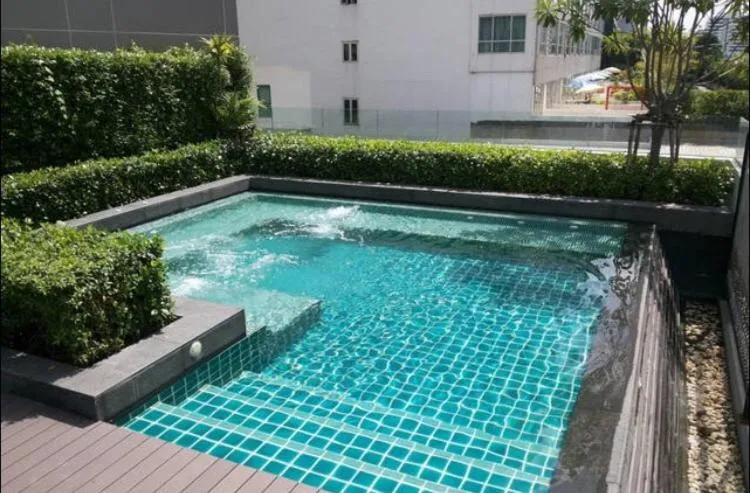 Day in Luxury Suite @ BTS Nana