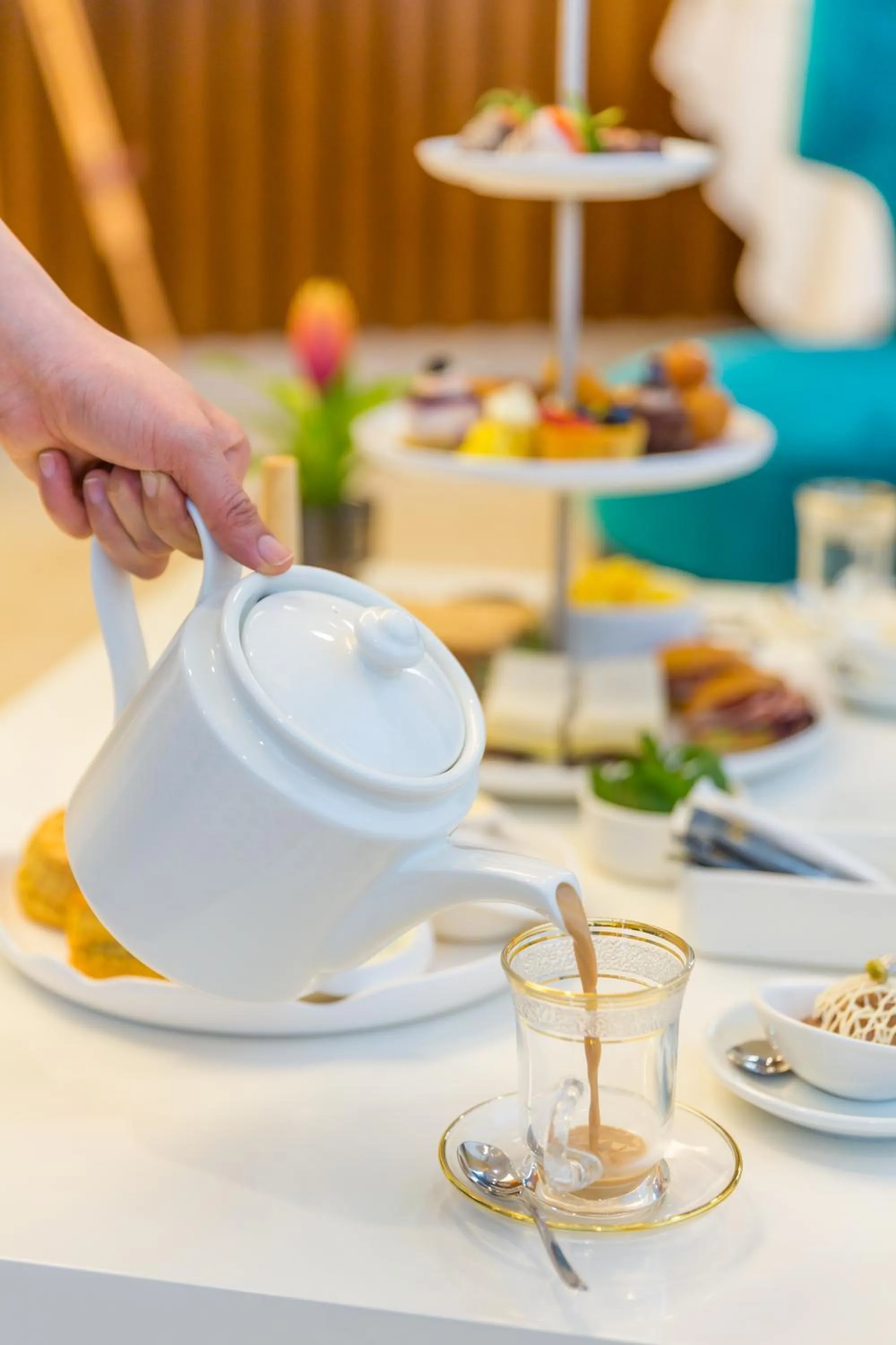 Drinks in The Avenue Hotel