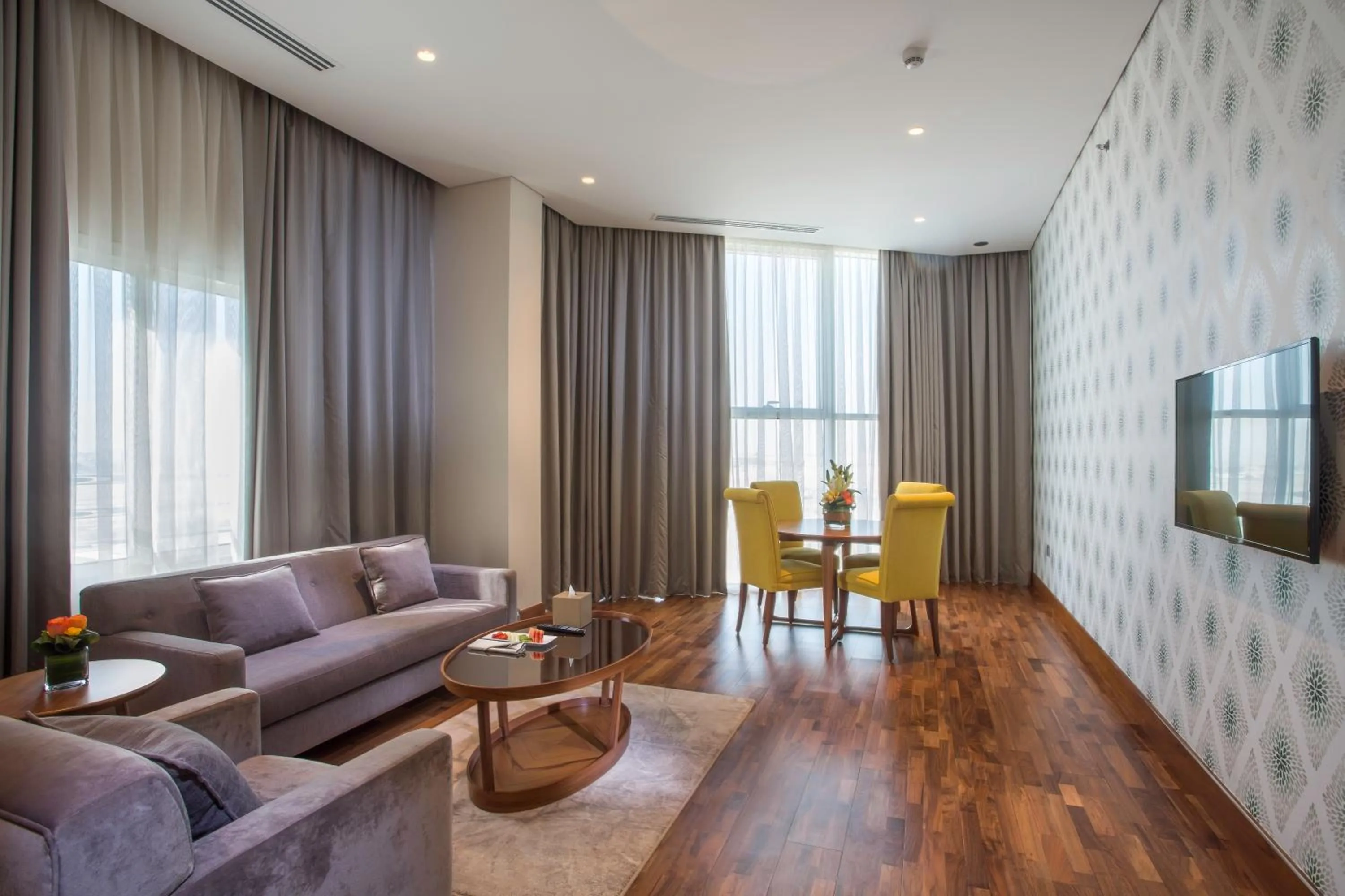 TV and multimedia in The Avenue Hotel