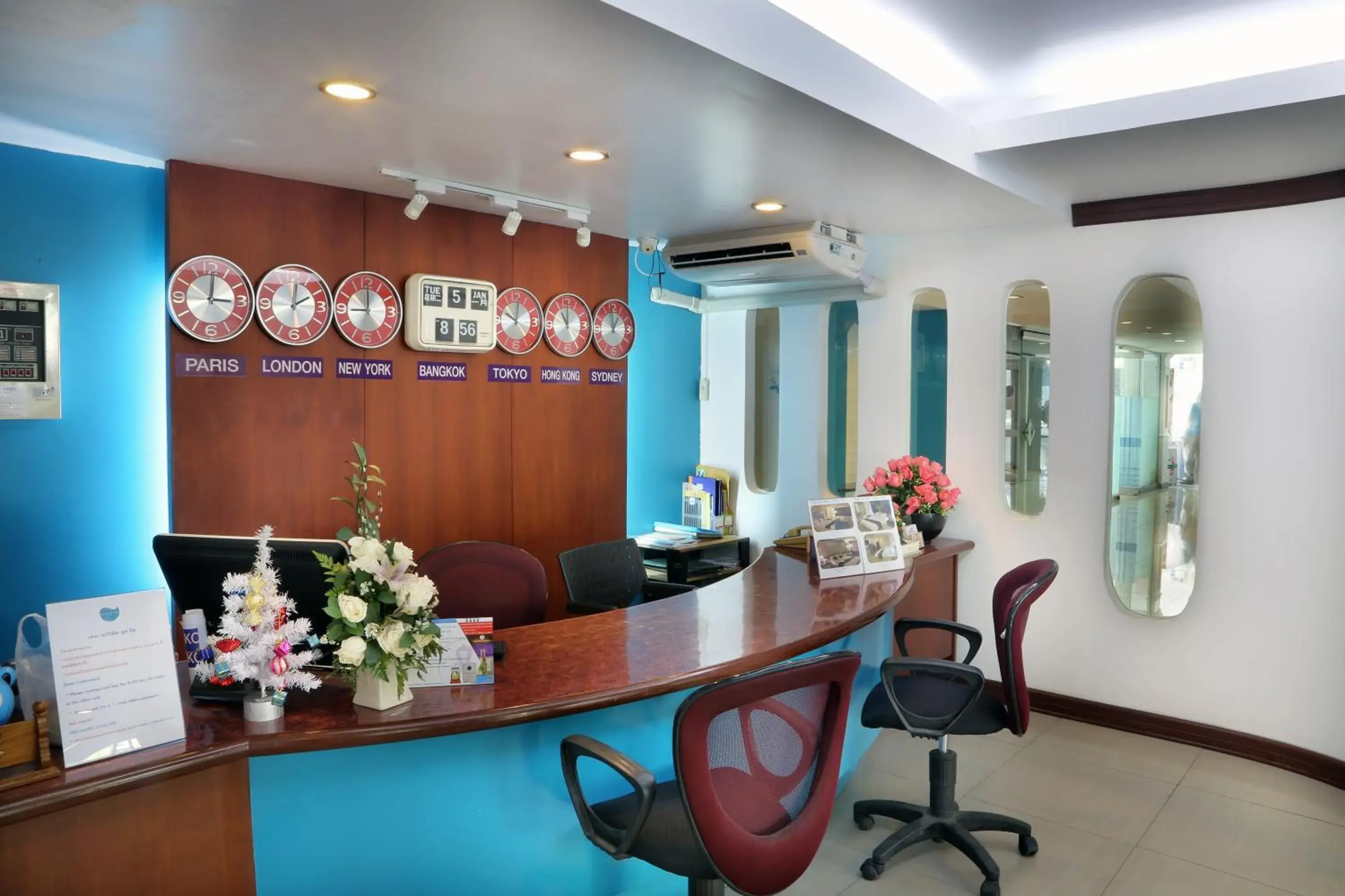 Lobby or reception in The Pacific Cool Chic Lobby or reception in The Pacific Cool Chic