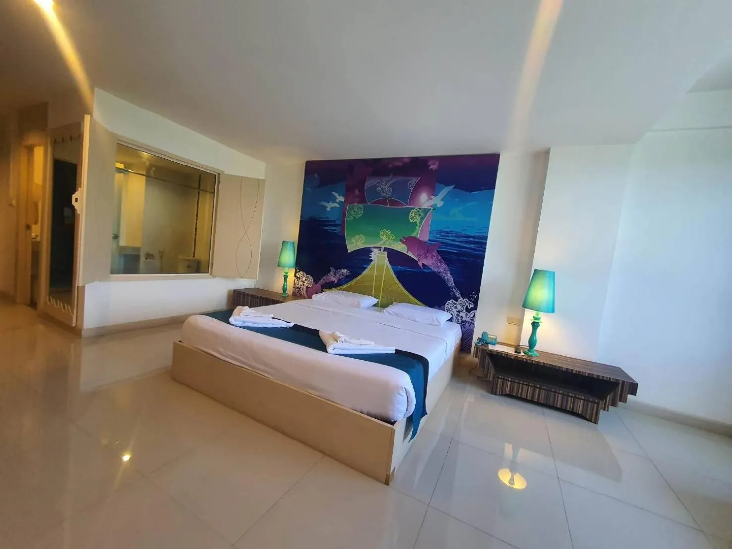 Bed in The Pacific Cool Chic