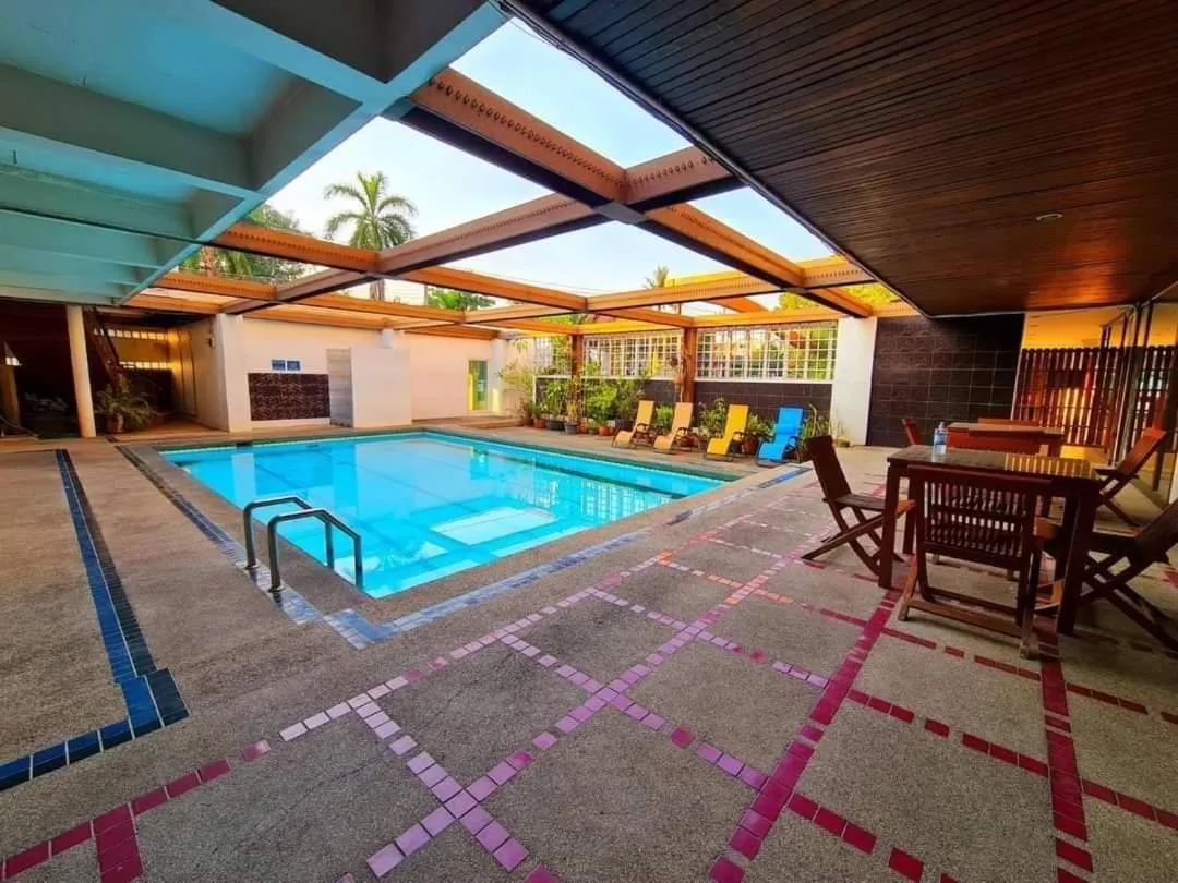 Swimming pool in The Pacific Cool Chic