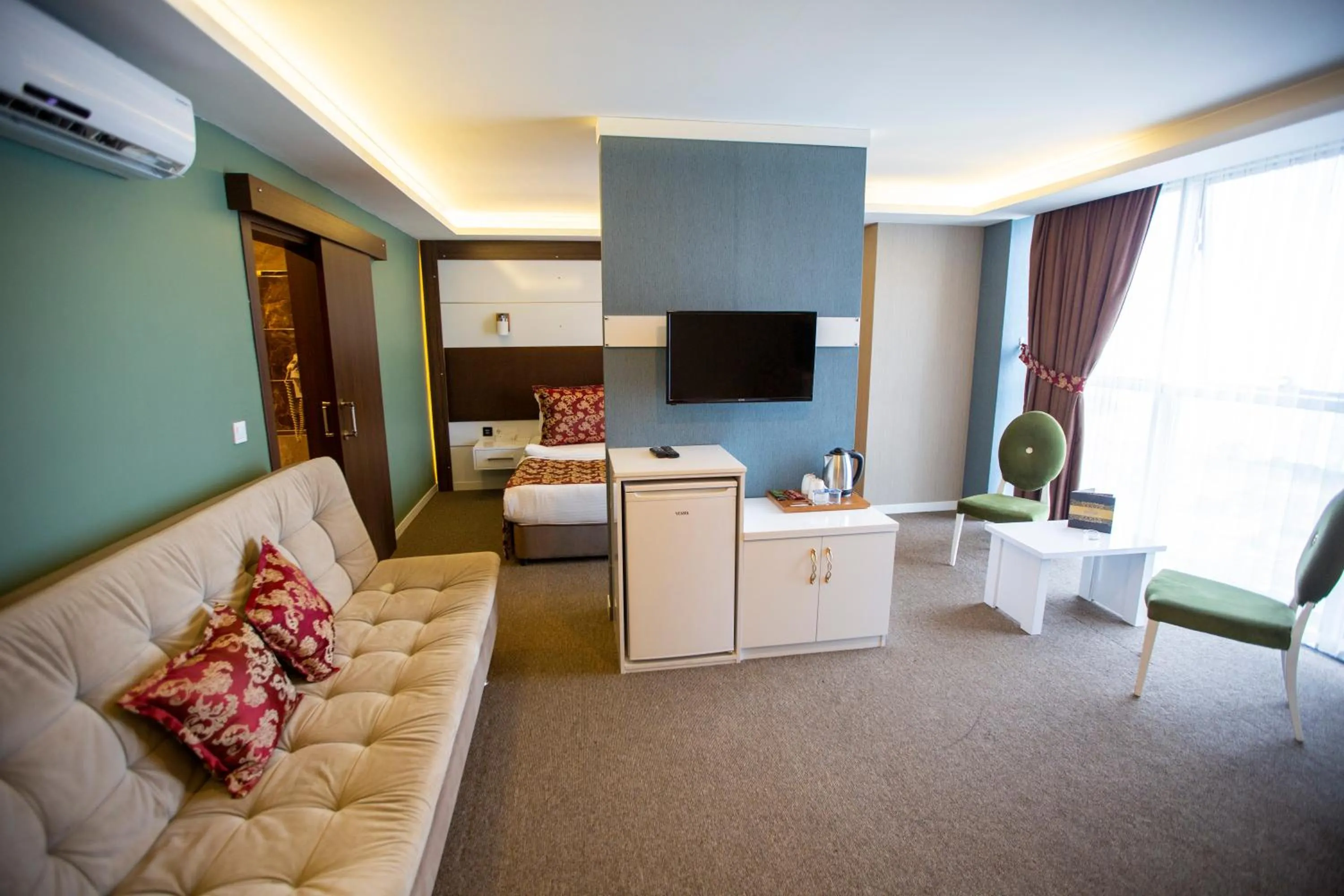 Communal lounge/ TV room, Seating Area in Royal Life Exclusive