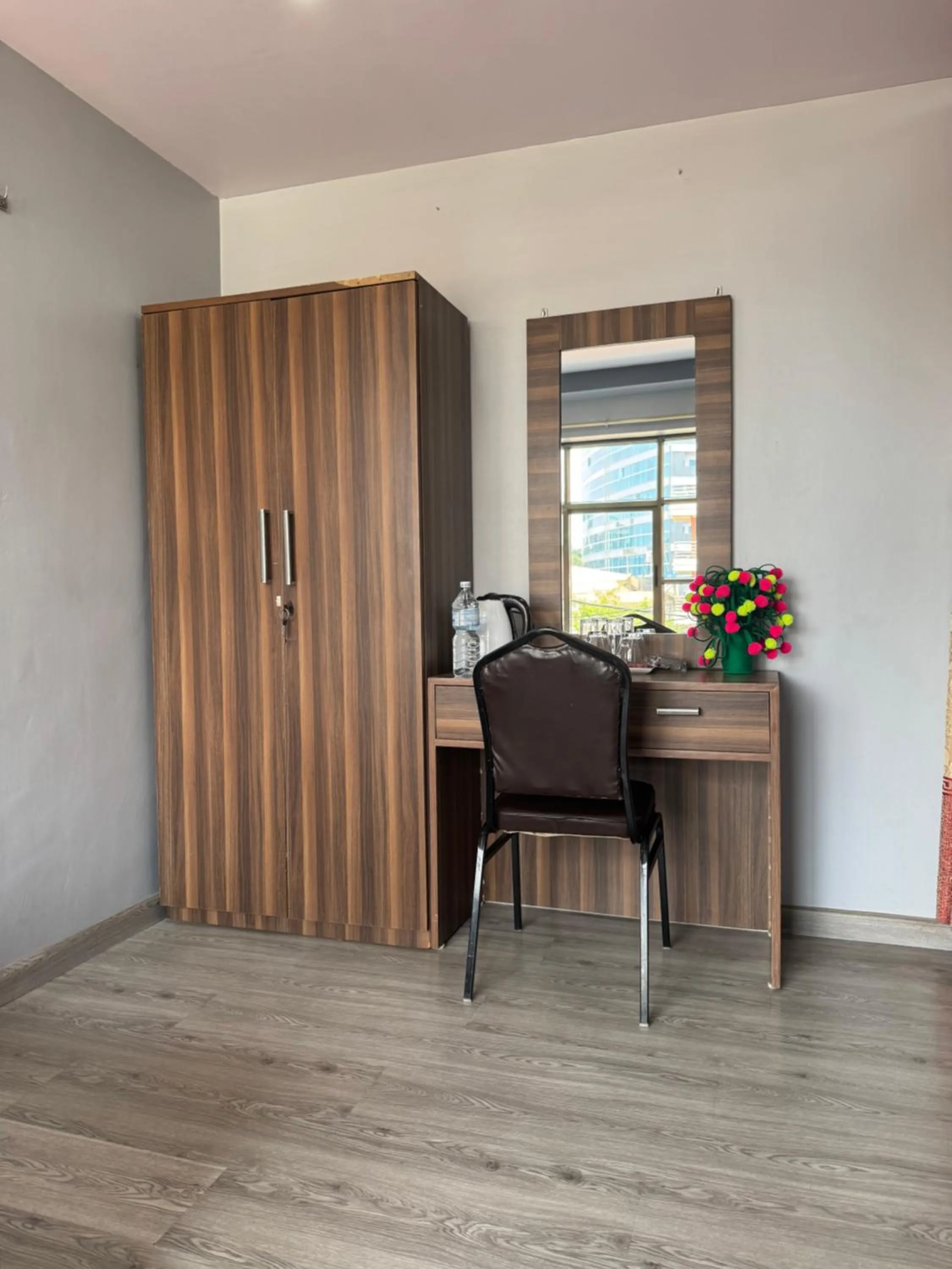 Three Brothers Apartment and Hotel