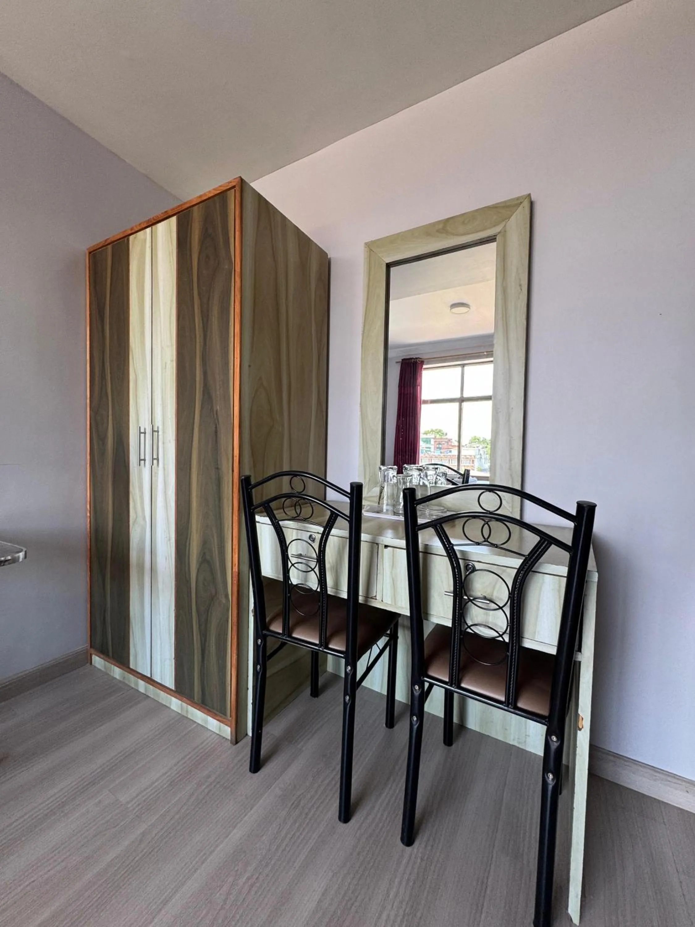 Three Brothers Apartment and Hotel