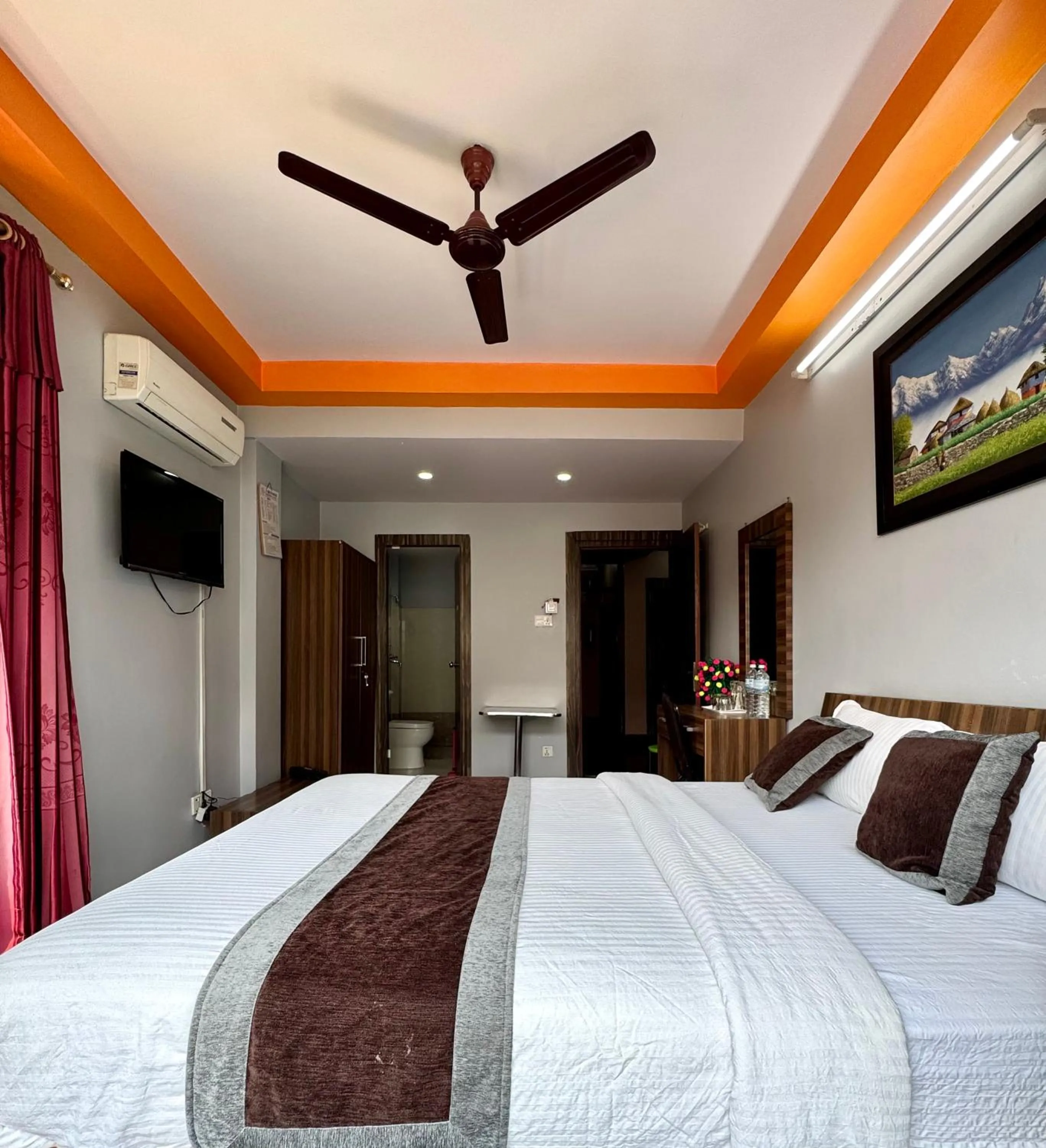 Bedroom, Bed in Three Brothers Apartment and Hotel