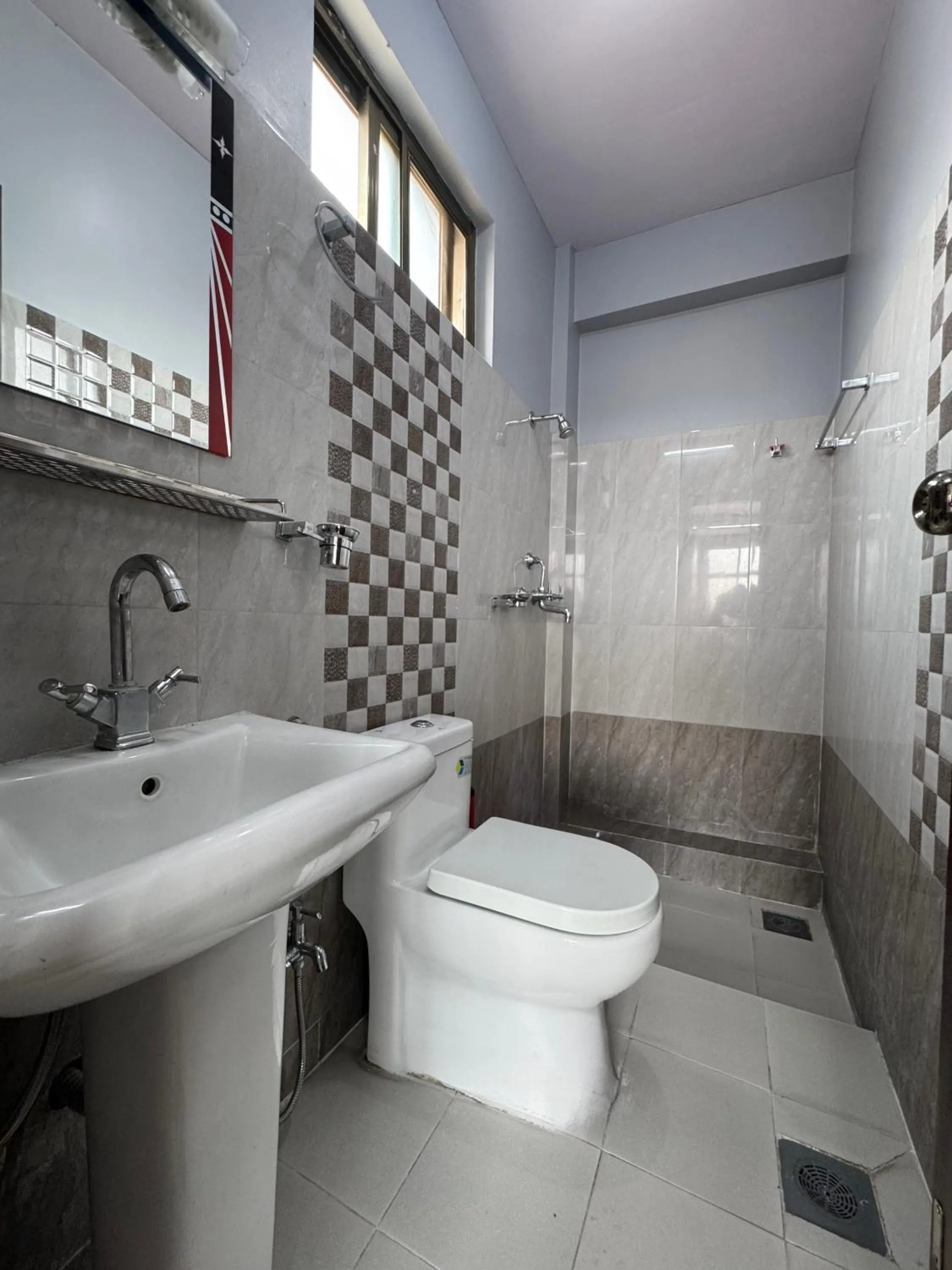 Three Brothers Apartment and Hotel