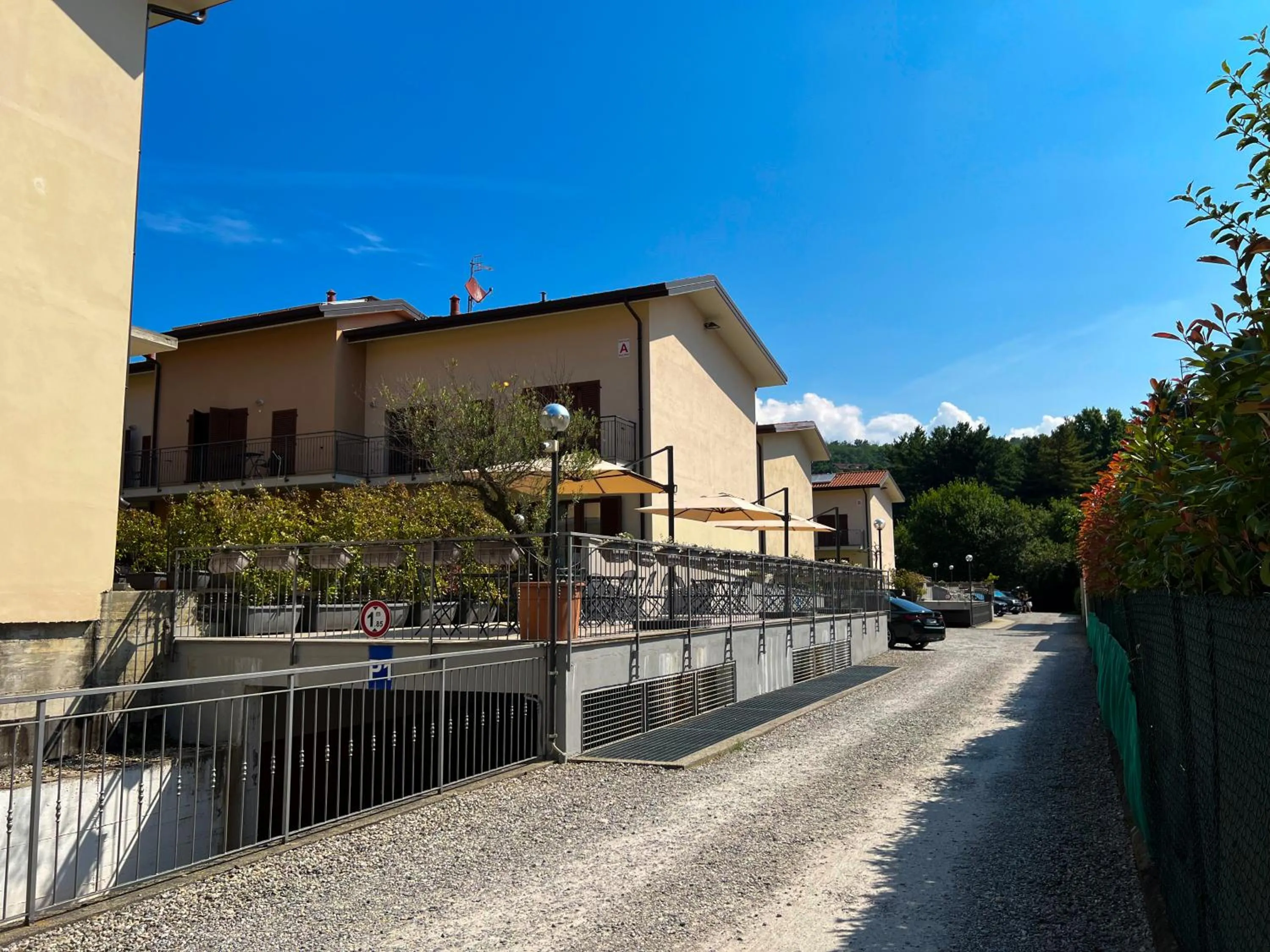 Property building in Hotel Rossovino Como
