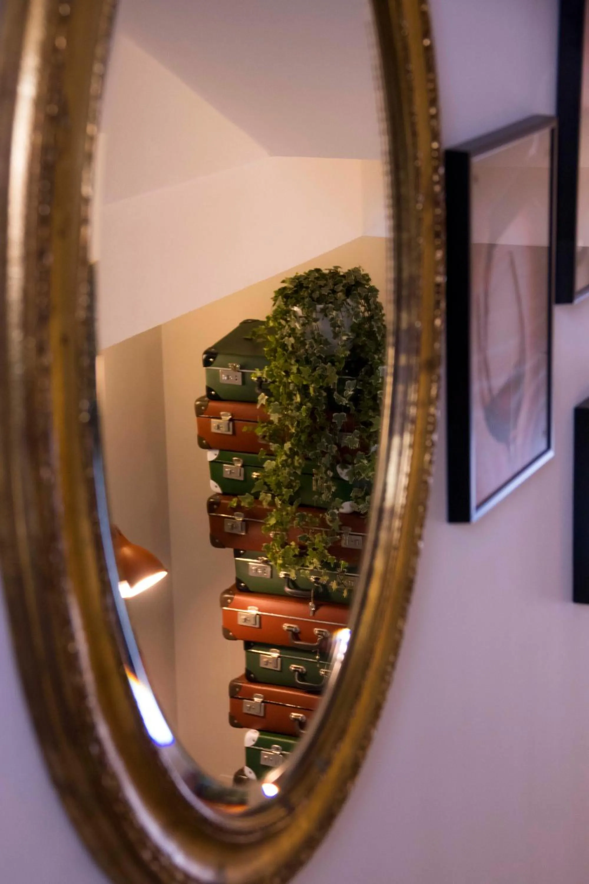 Decorative detail in Hotel Rossovino Como