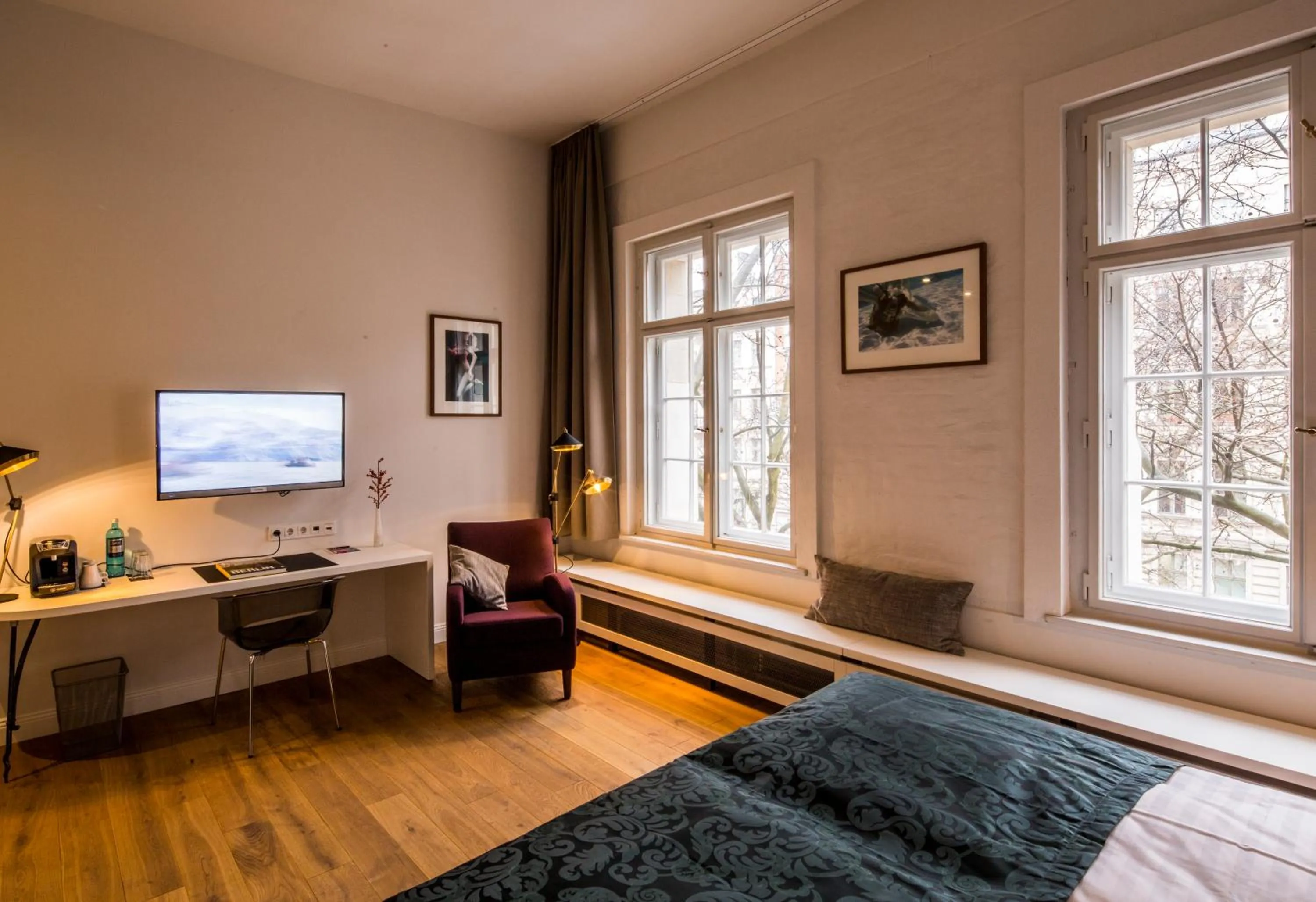 Photo of the whole room, Bed in Hotel Oderberger