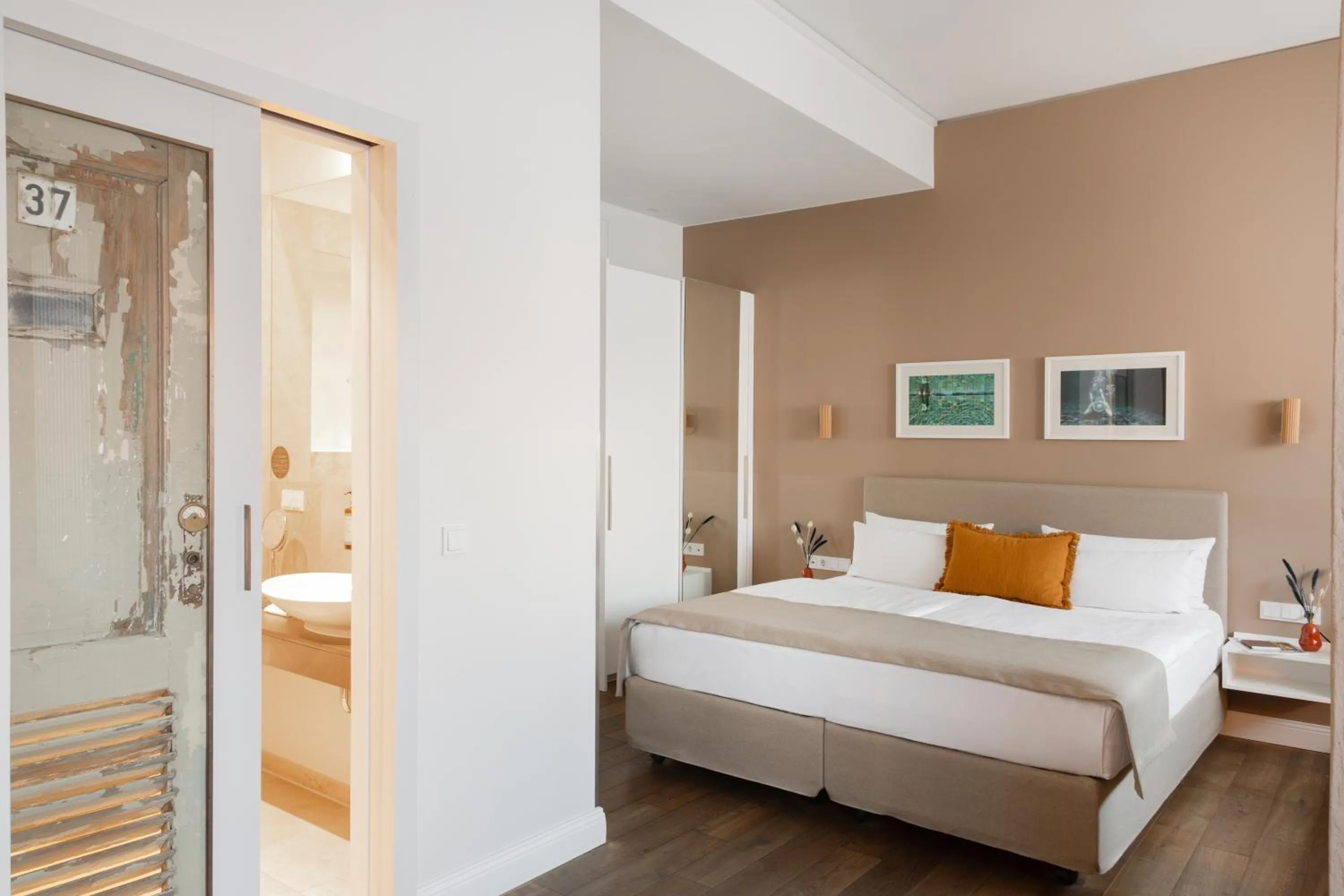 Bedroom, Bed in Hotel Oderberger