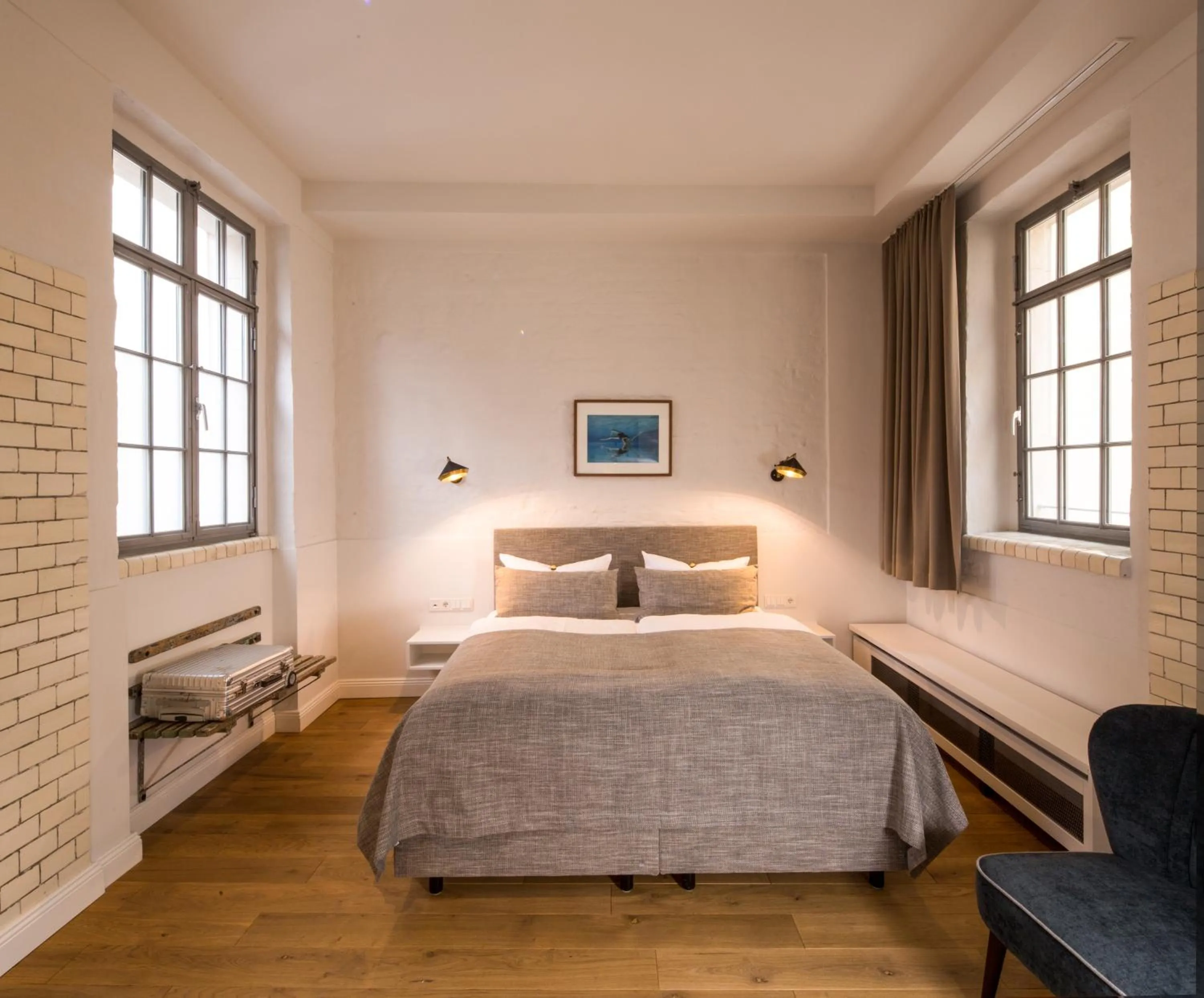 Photo of the whole room, Bed in Hotel Oderberger