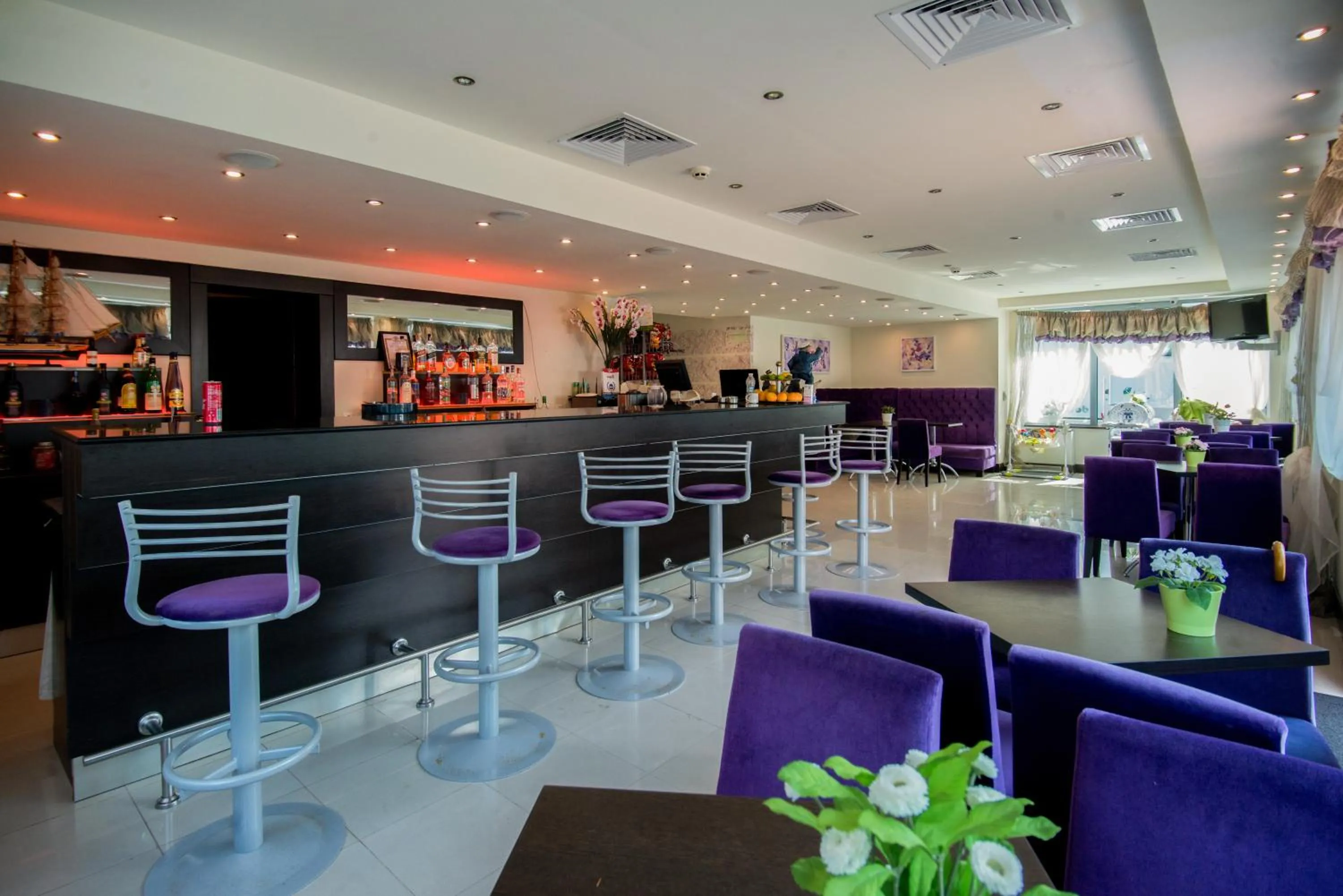 Lounge or bar in Dodo Beach Hotel