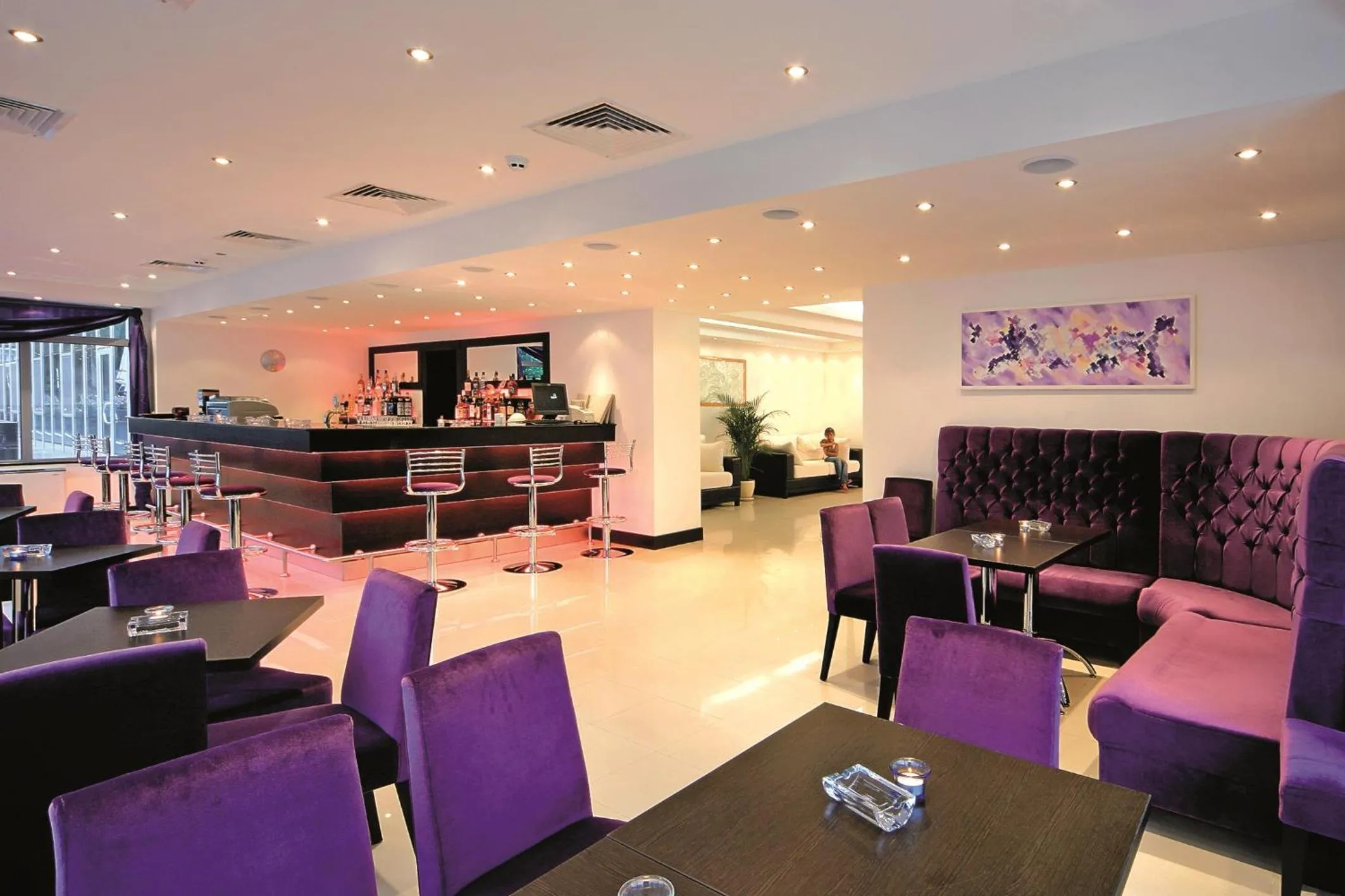 Lounge or bar in Dodo Beach Hotel