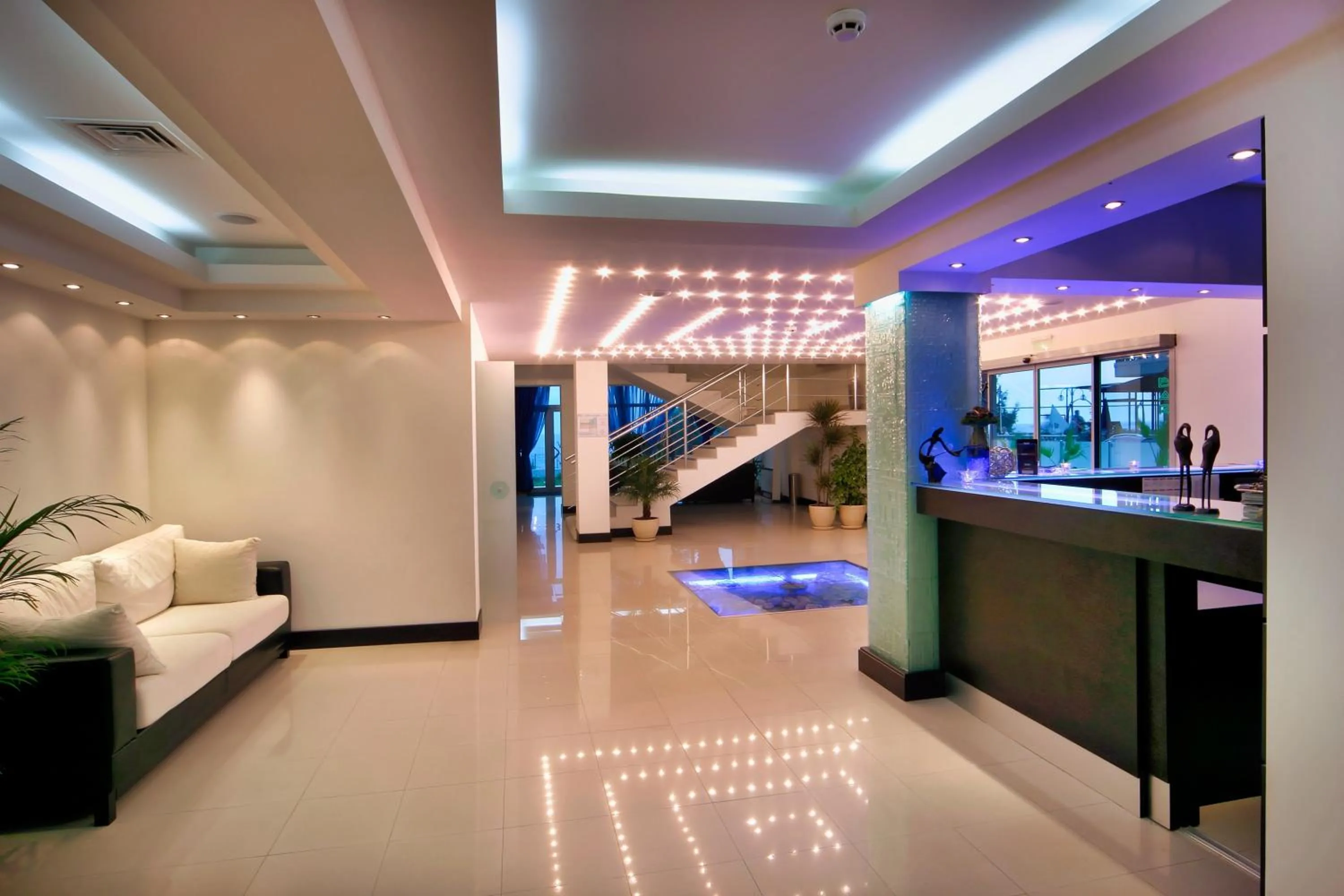 Seating area in Dodo Beach Hotel