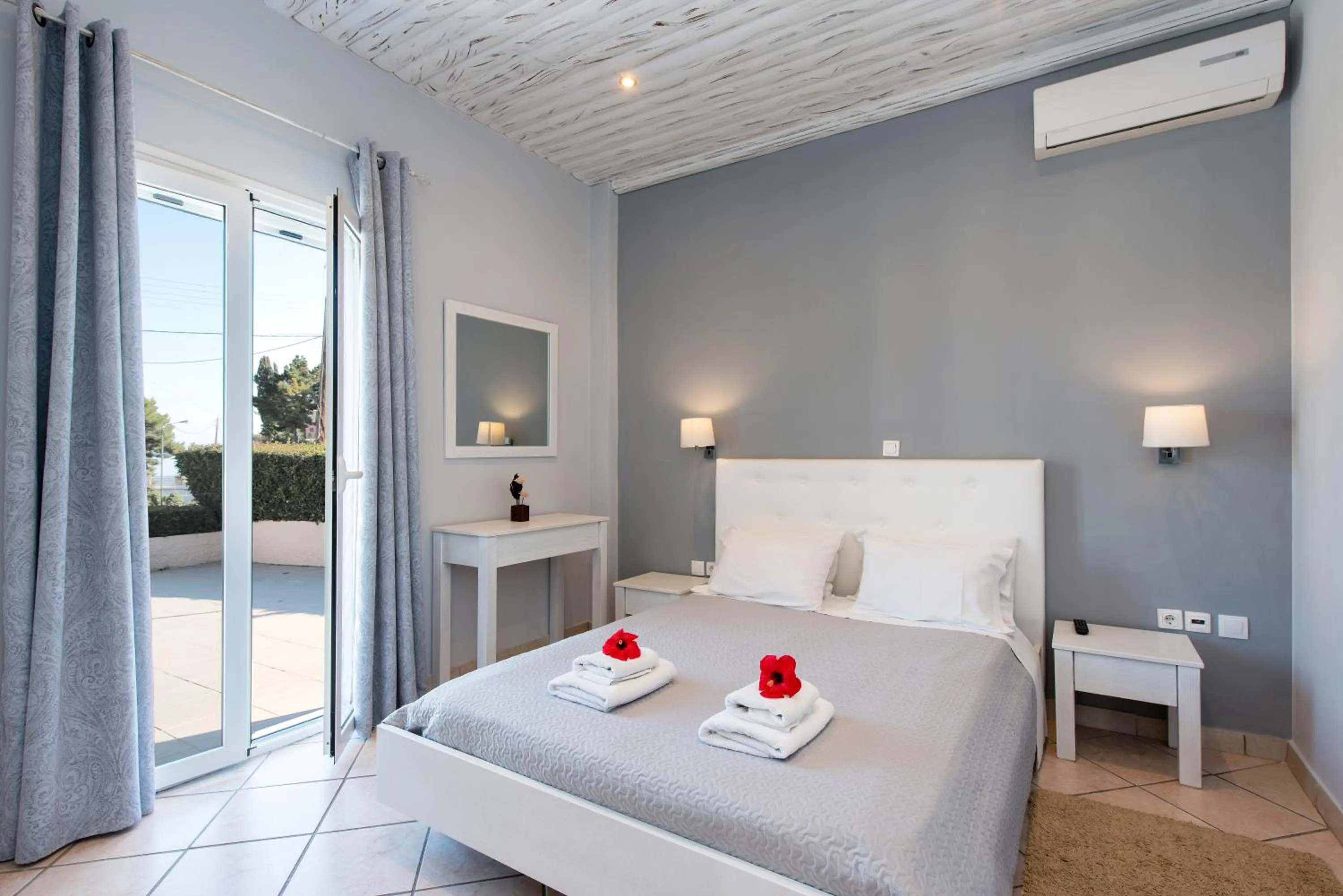 Patio, Bed in Anita Village