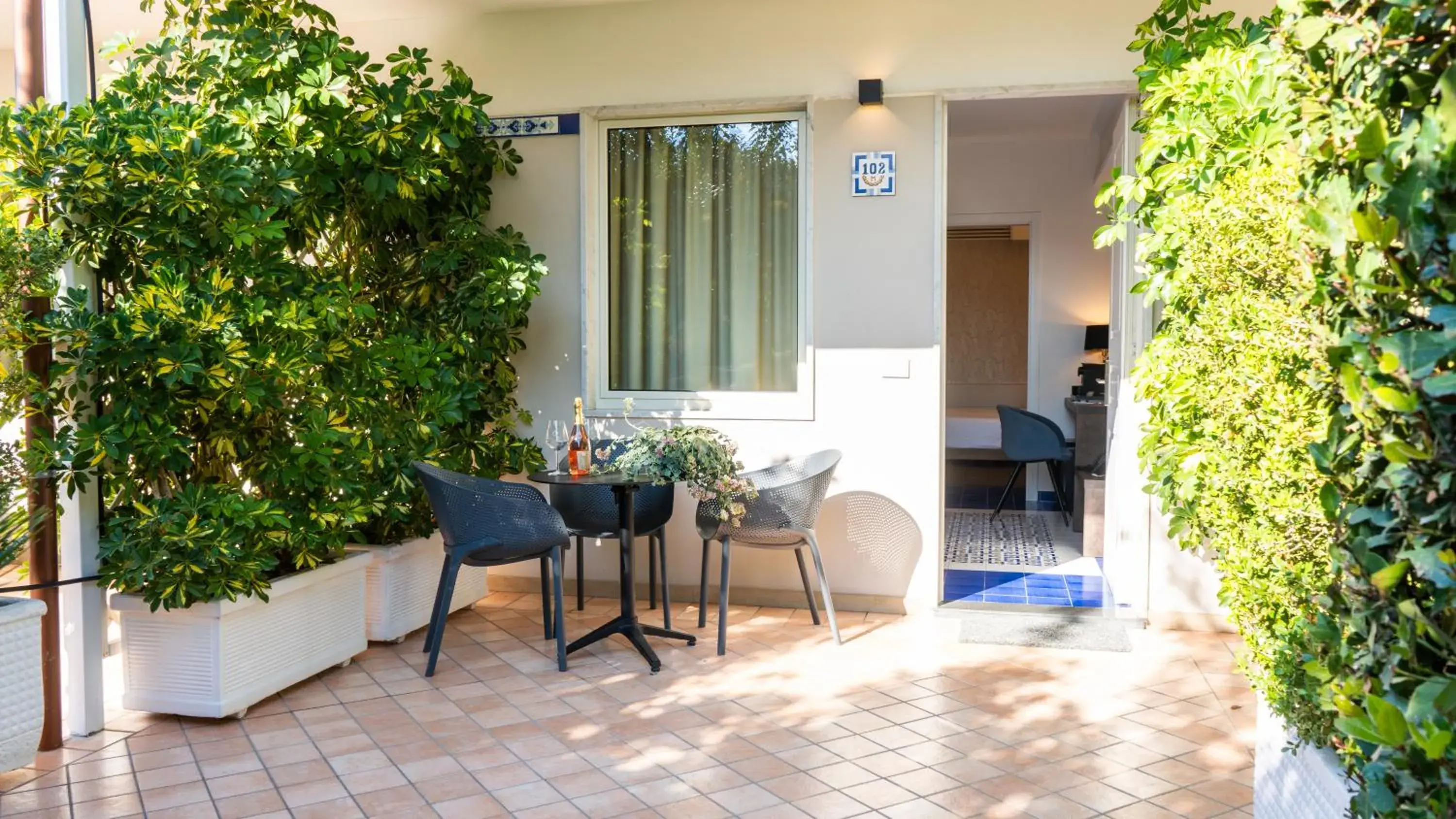 Comfort Triple Room with Patio in Resort & Winery Bosco De Medici Comfort Triple Room with Patio in Resort & Winery Bosco De Medici