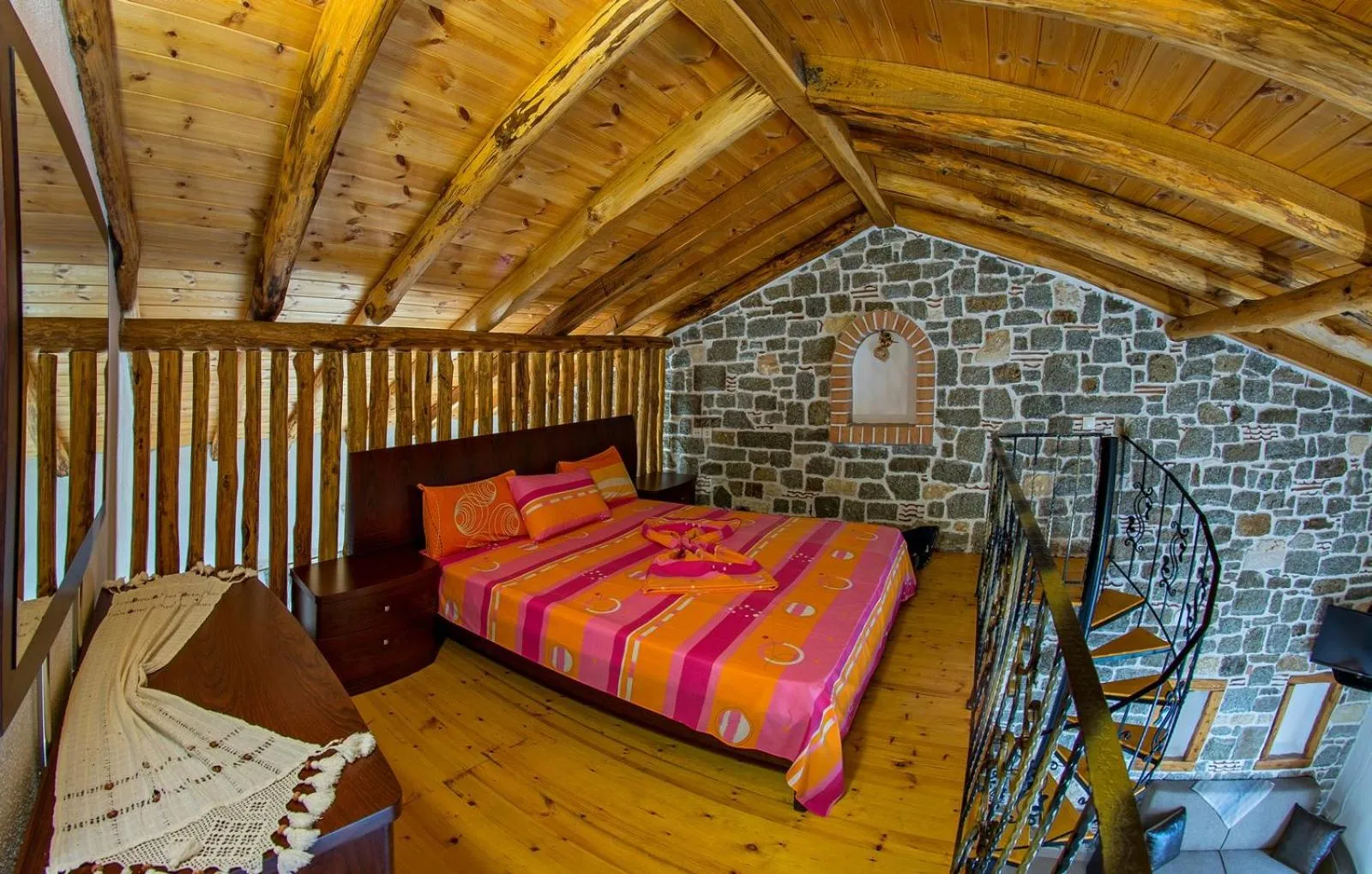 Theano Apartments