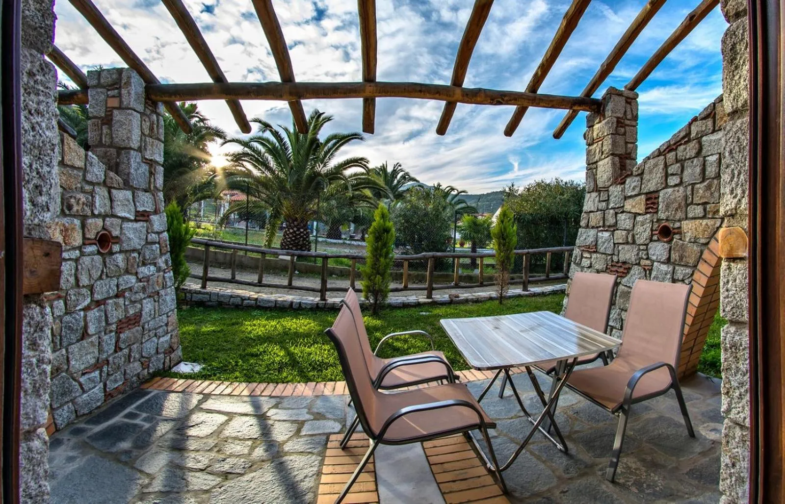 Theano Apartments
