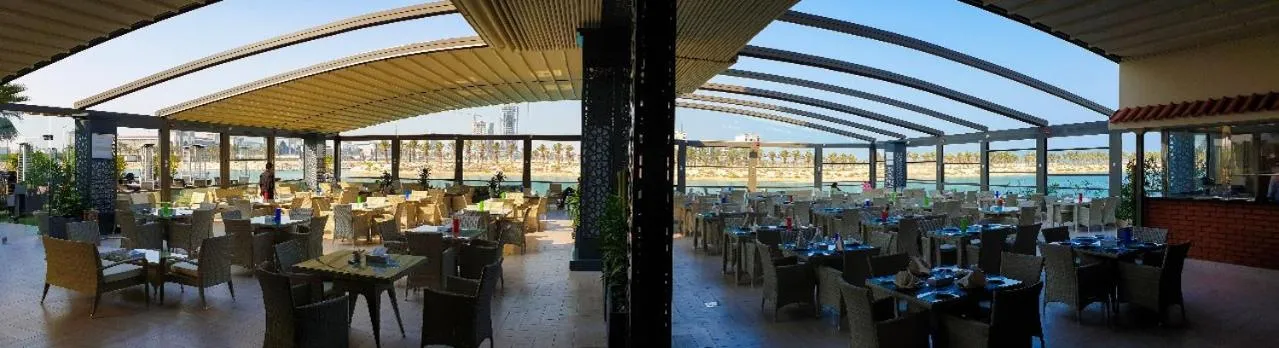 Restaurant/places to eat in Golden Tulip Al Khobar Suites