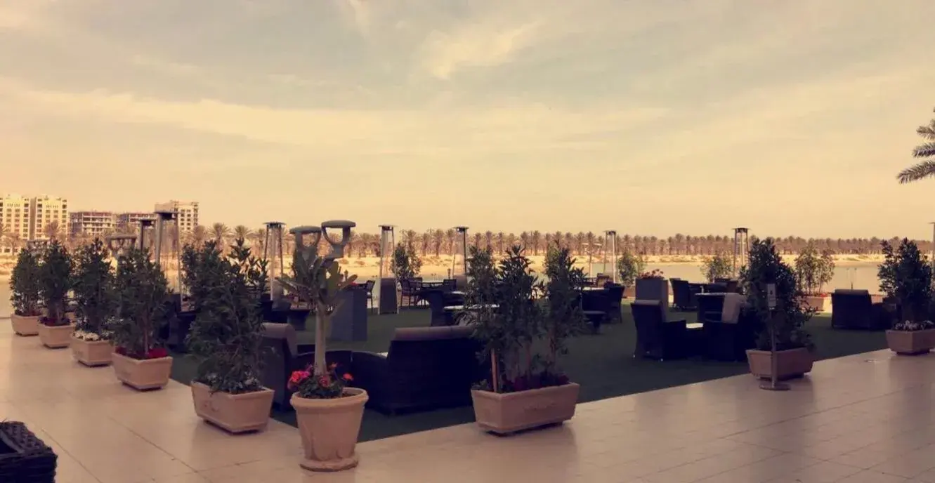 Restaurant/places to eat in Golden Tulip Al Khobar Suites Restaurant/places to eat in Golden Tulip Al Khobar Suites