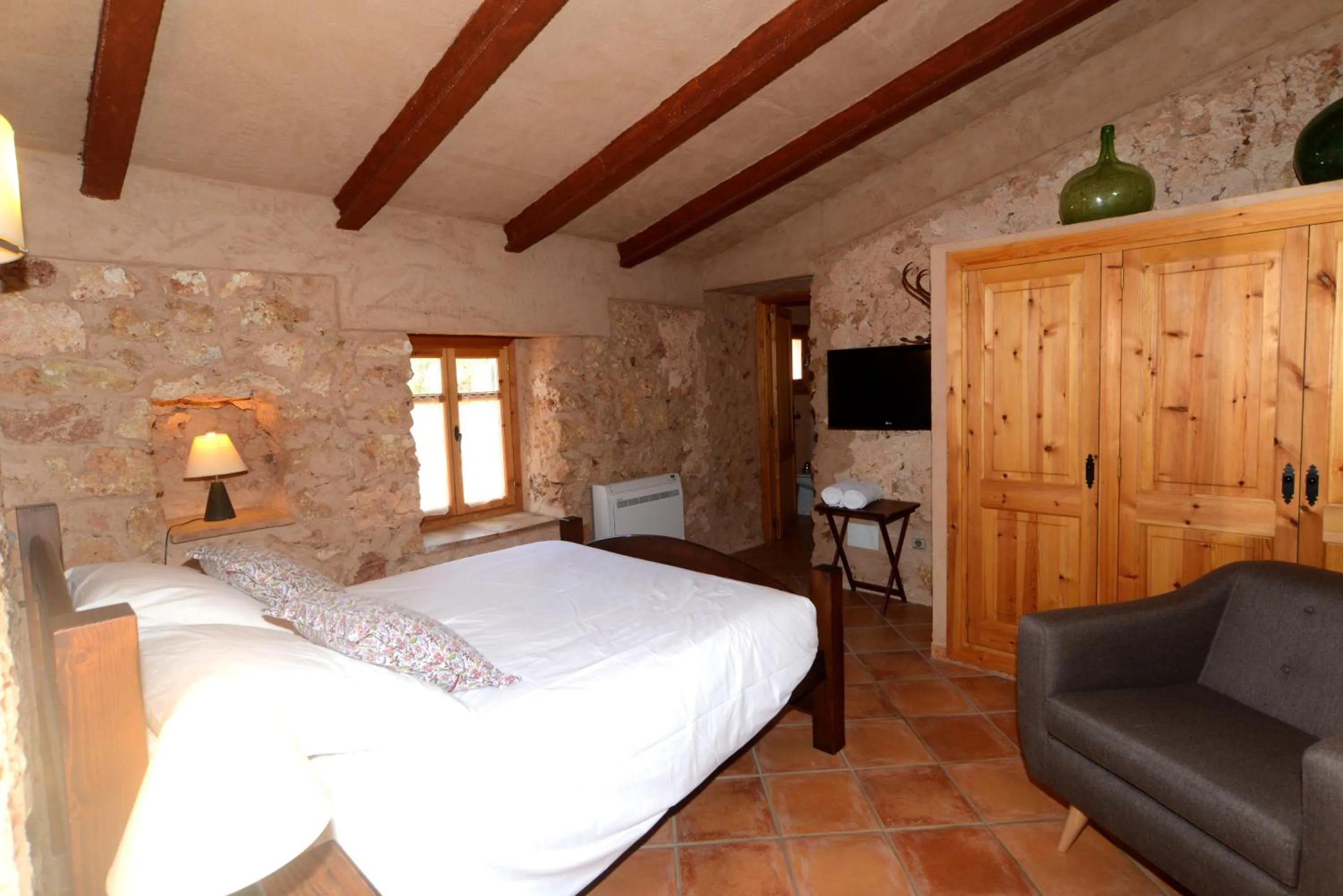 Bedroom, Bed in Can Porretí Agroturisme