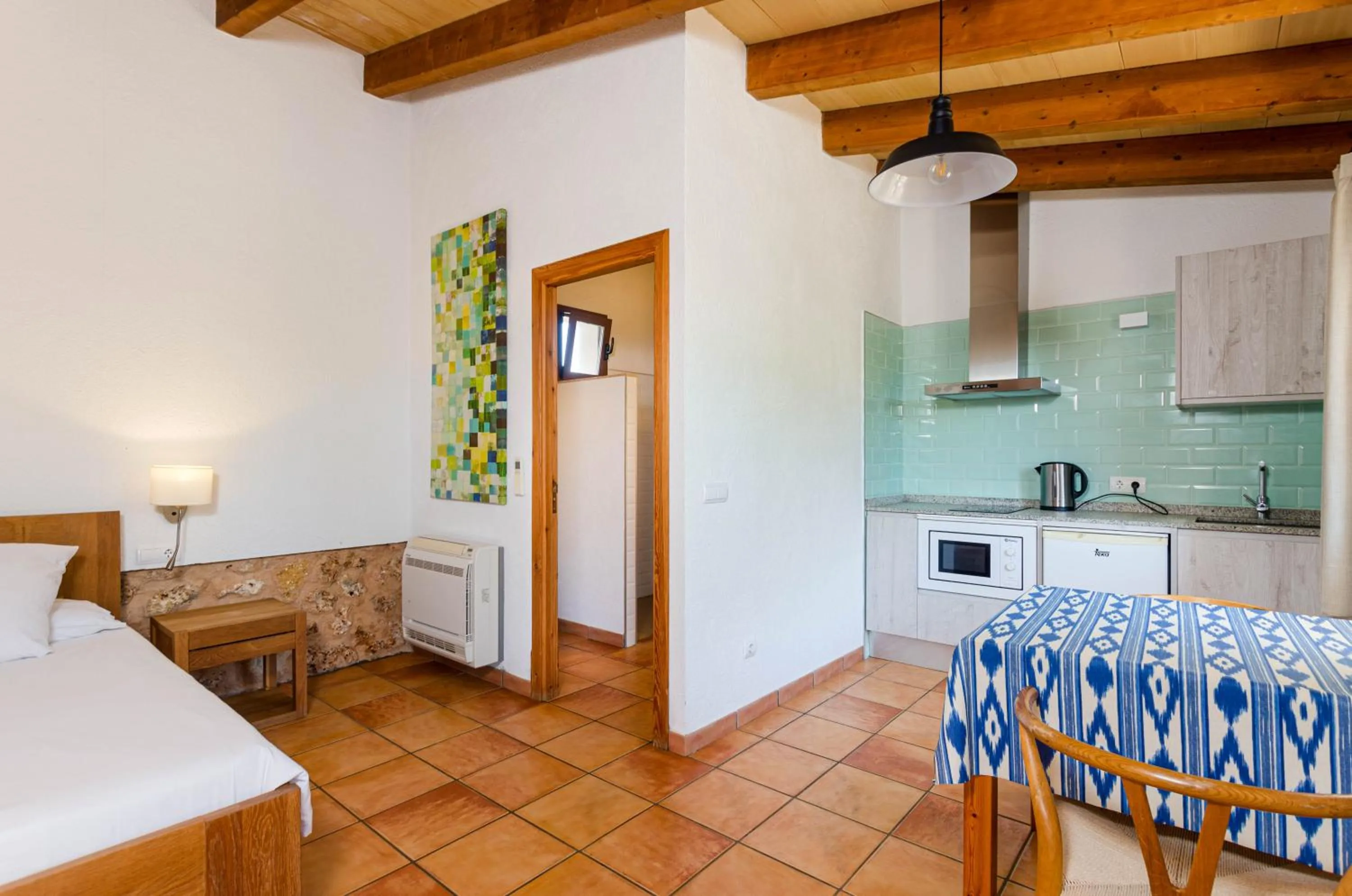 Kitchen or kitchenette, Bed in Can Porretí Agroturisme