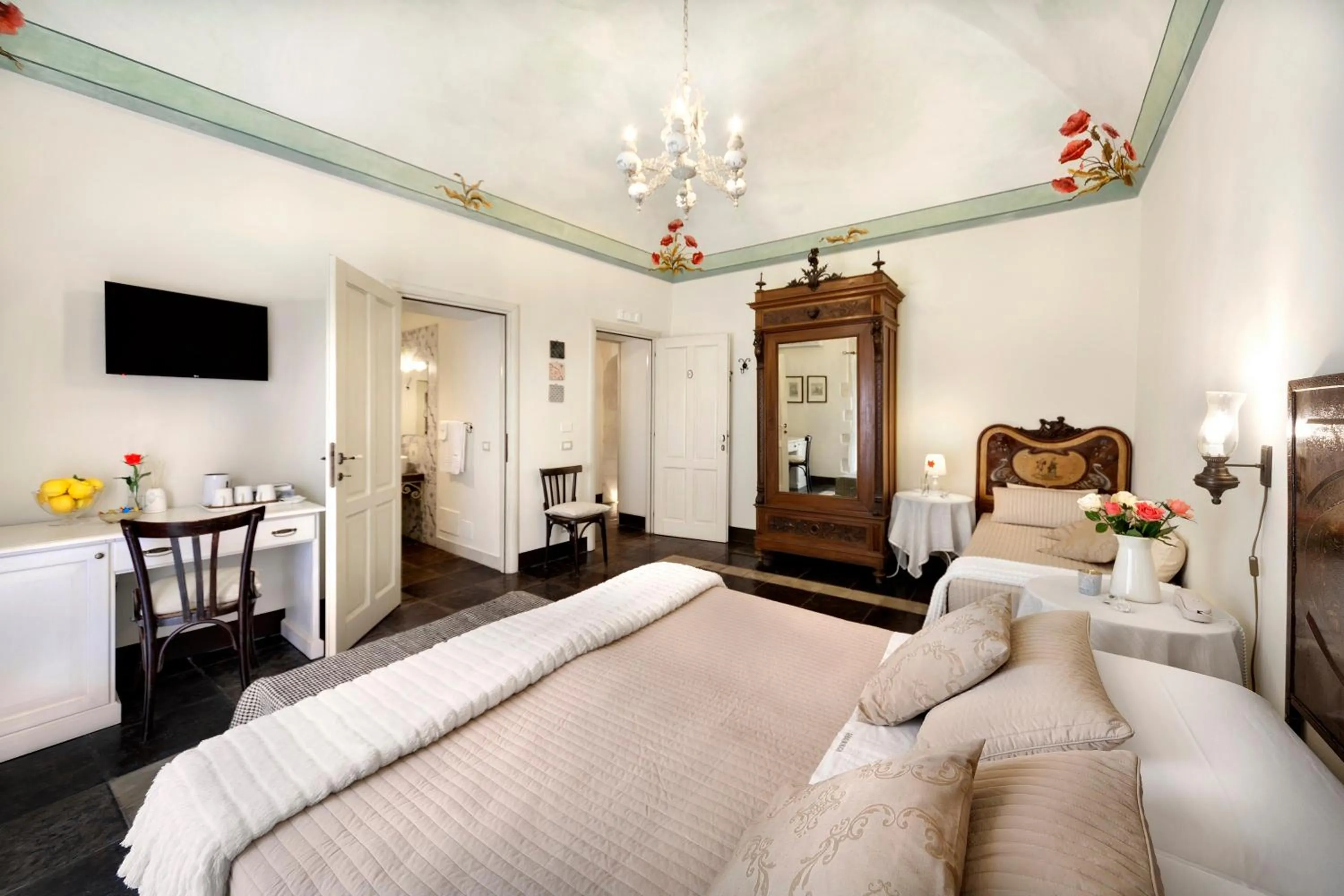 Bedroom, Bed in Sabbinirica