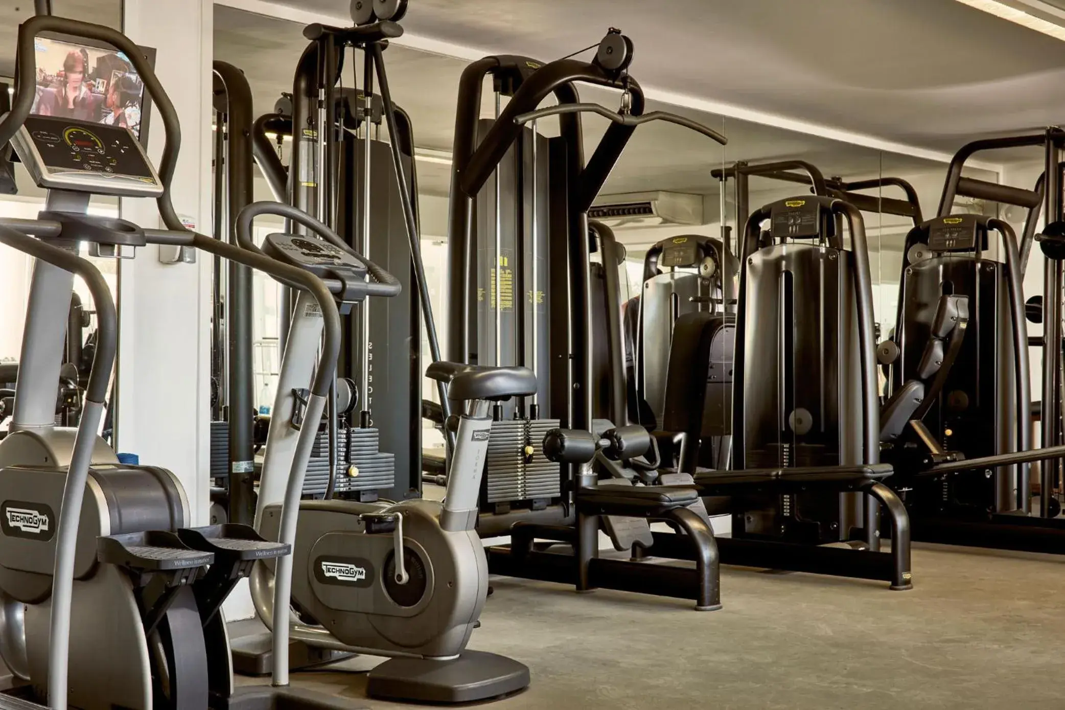 Fitness centre/facilities in Grecian Park Fitness centre/facilities in Grecian Park