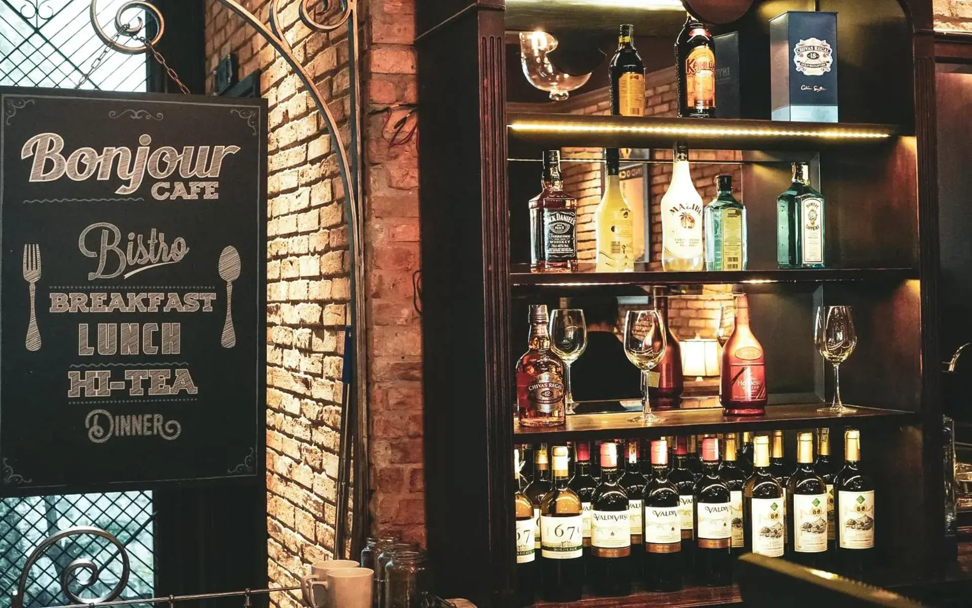 Restaurant/places to eat in Alagon D'antique Hotel & Spa - Wellness Treatment Included Restaurant/places to eat in Alagon D'antique Hotel & Spa - Wellness Treatment Included