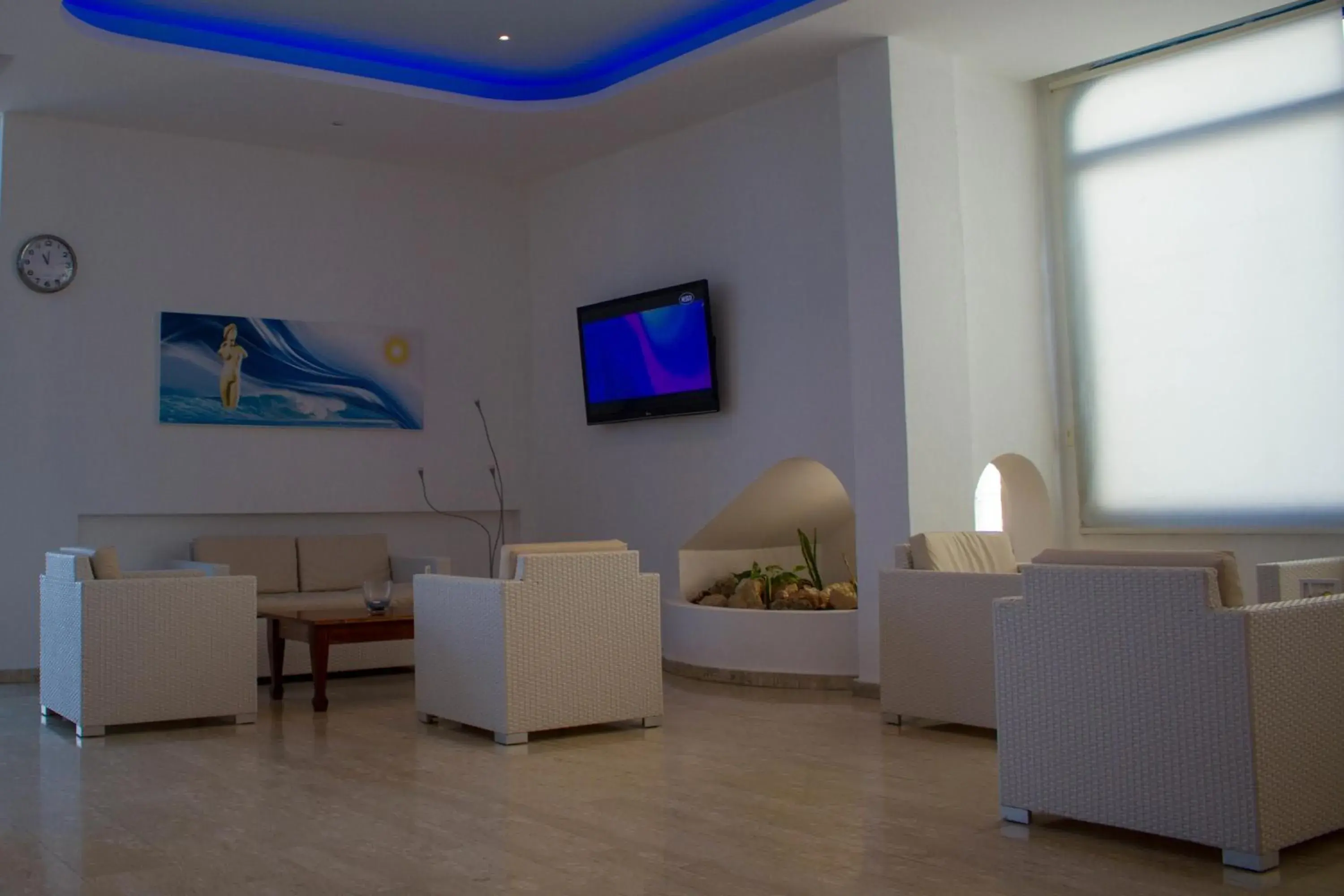 Lobby or reception, TV/Entertainment Center in Anonymous Beach Hotel (Adults 16+)