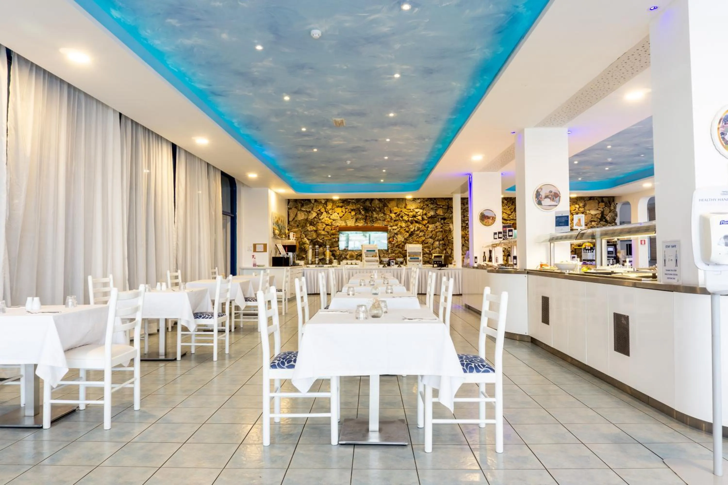 Restaurant/places to eat in Anonymous Beach Hotel (Adults 16+)