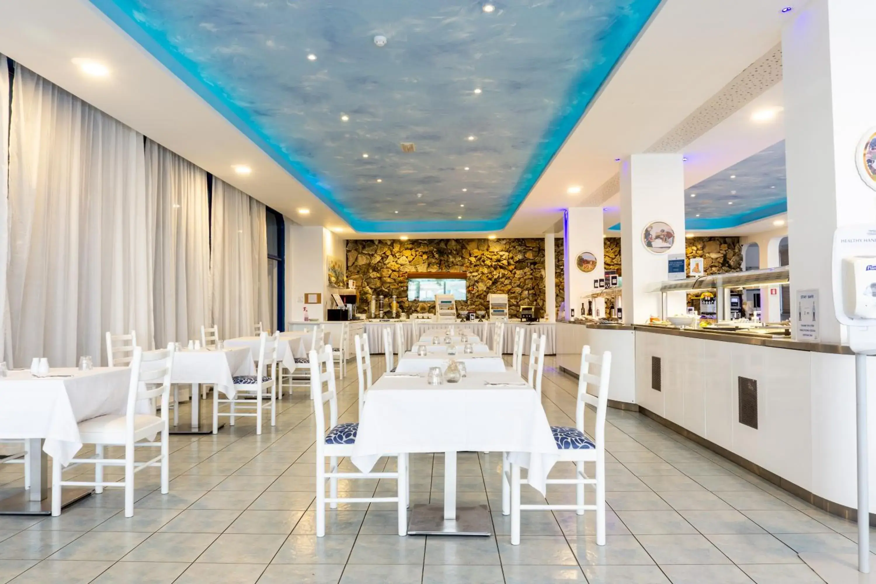 Restaurant/Places to Eat in Anonymous Beach Hotel (Adults 16+)