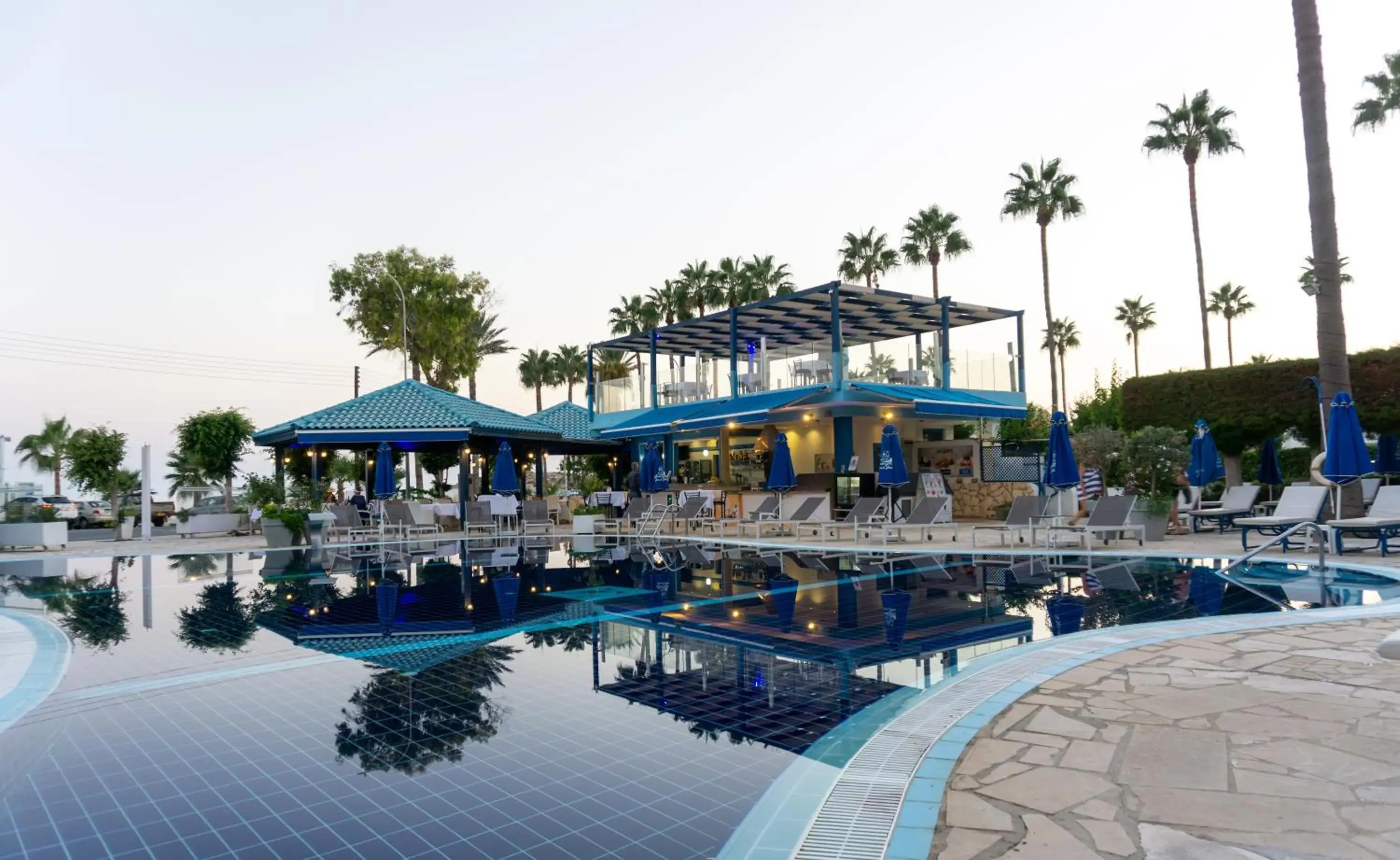 Restaurant/places to eat, Swimming Pool in Anonymous Beach Hotel (Adults 16+)