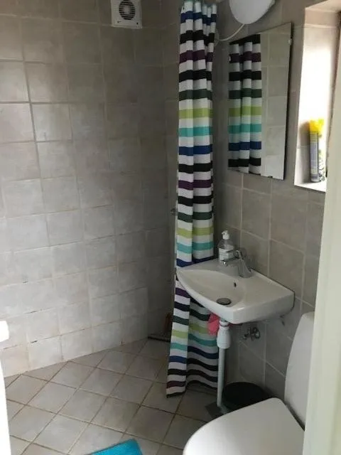 Toilet in Ikast Bed & Kitchen