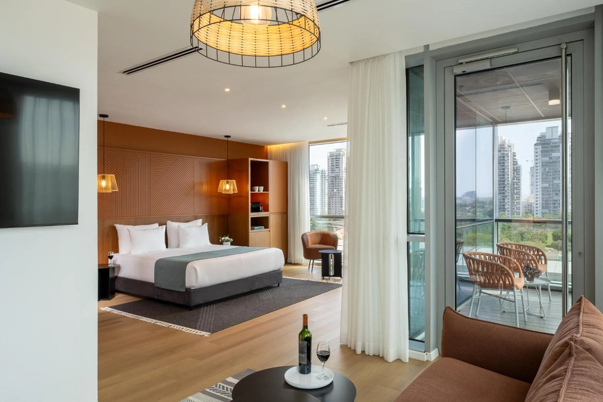 TV and multimedia, Bed in Prima Link Hotel