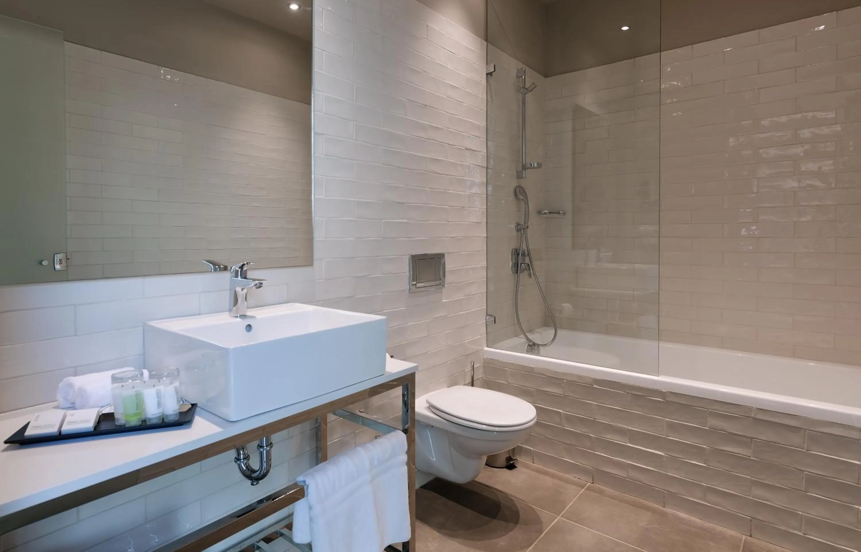 Bathroom in Prima Link Hotel