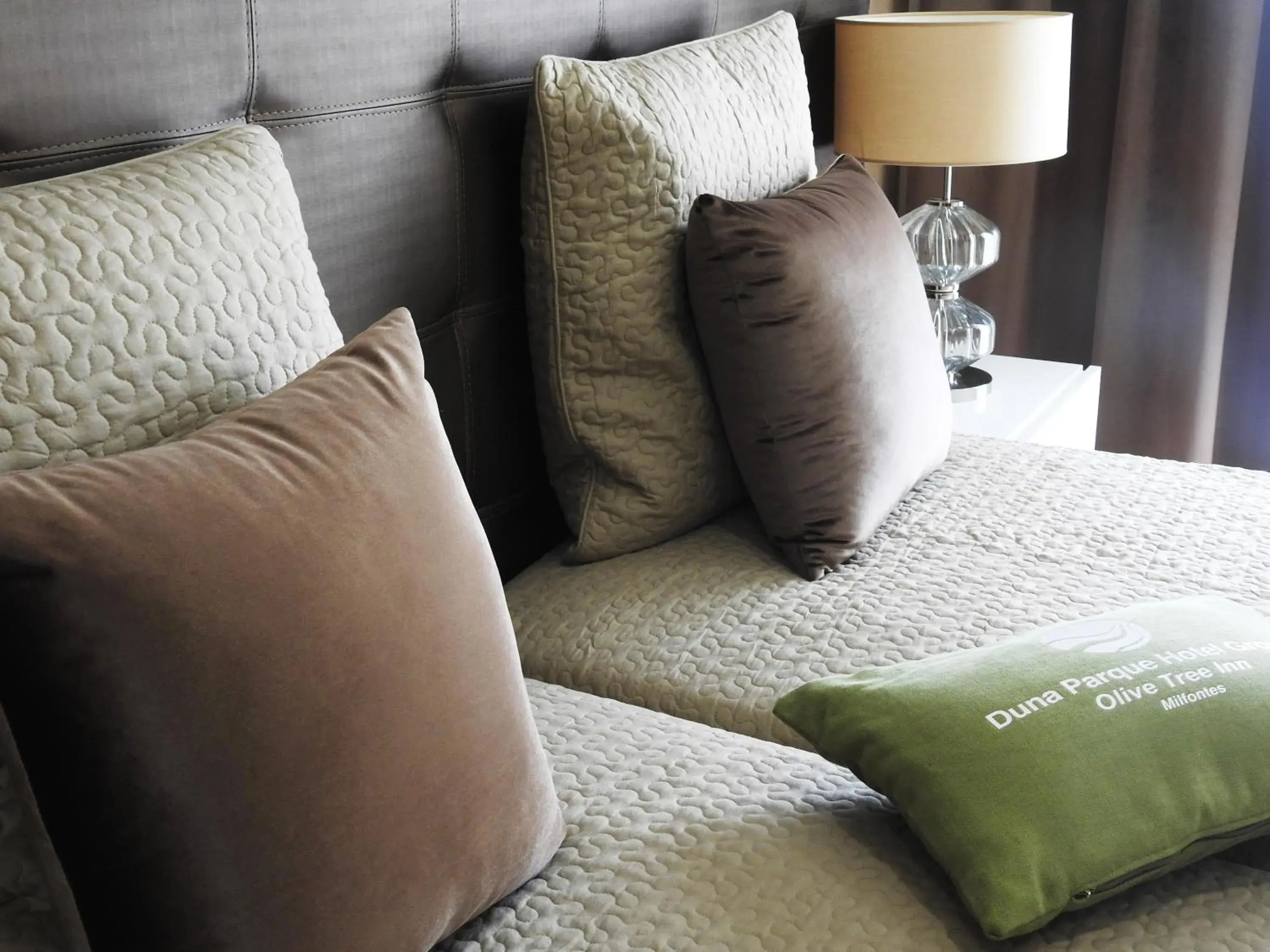 Decorative detail, Bed in Milfontes Guest House - Duna Parque Resorts & Hotels Decorative detail, Bed in Milfontes Guest House - Duna Parque Resorts & Hotels