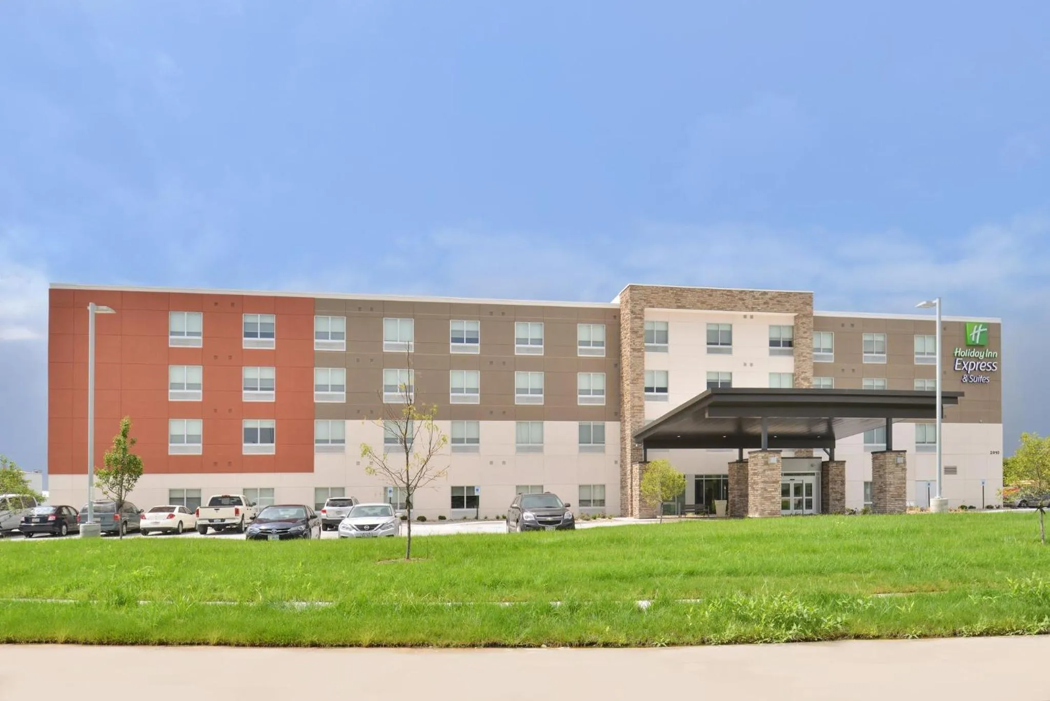 Property building in Holiday Inn Express & Suites Omaha Airport by IHG