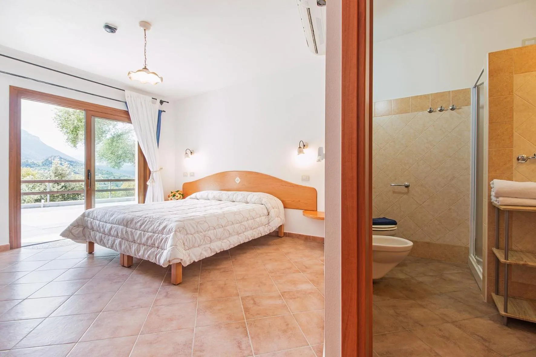 Photo of the whole room, Bed in Rifugio Gorropu